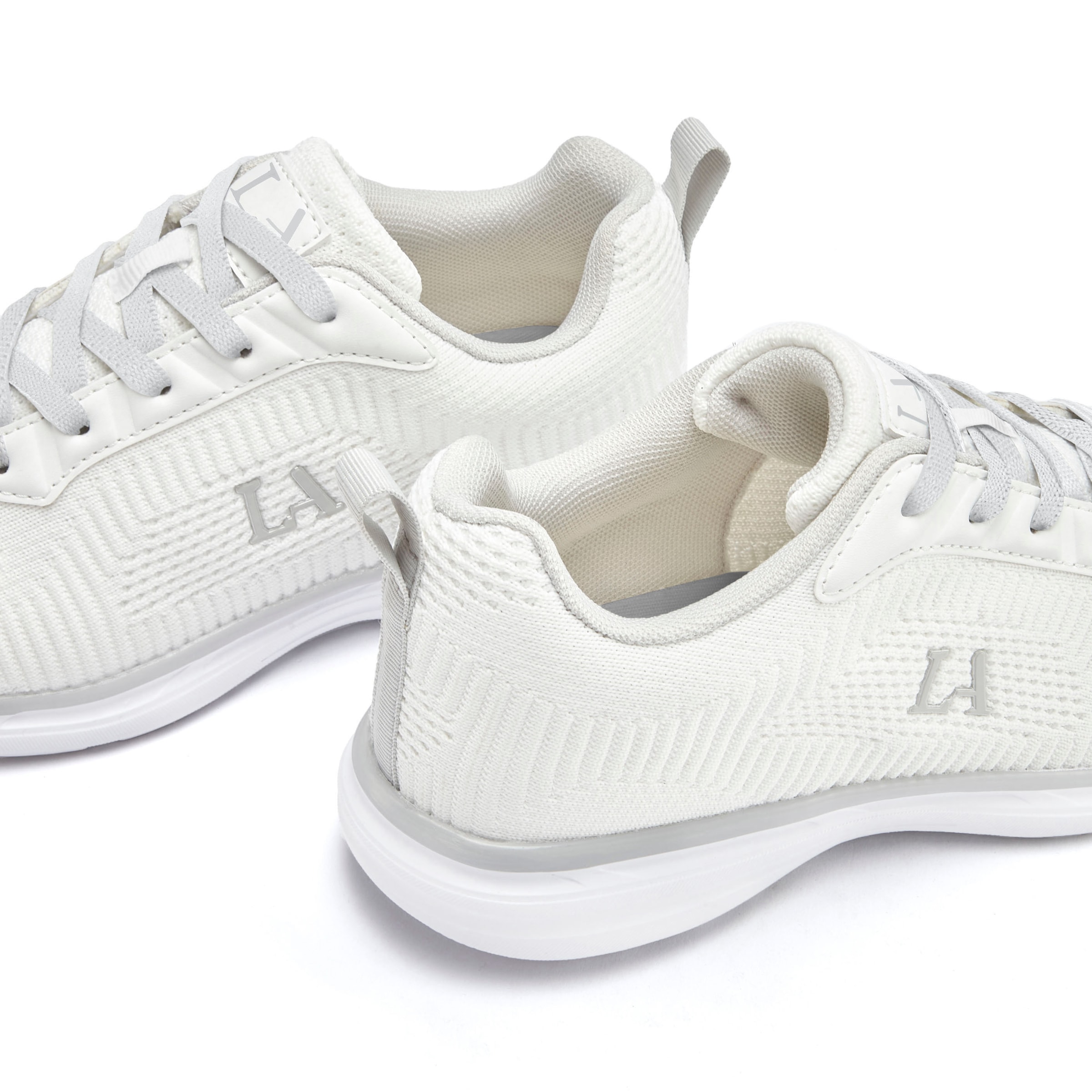 LASCANA Sneaker, Freizeitschuh, Halbschuh im sportiven Look VEGAN