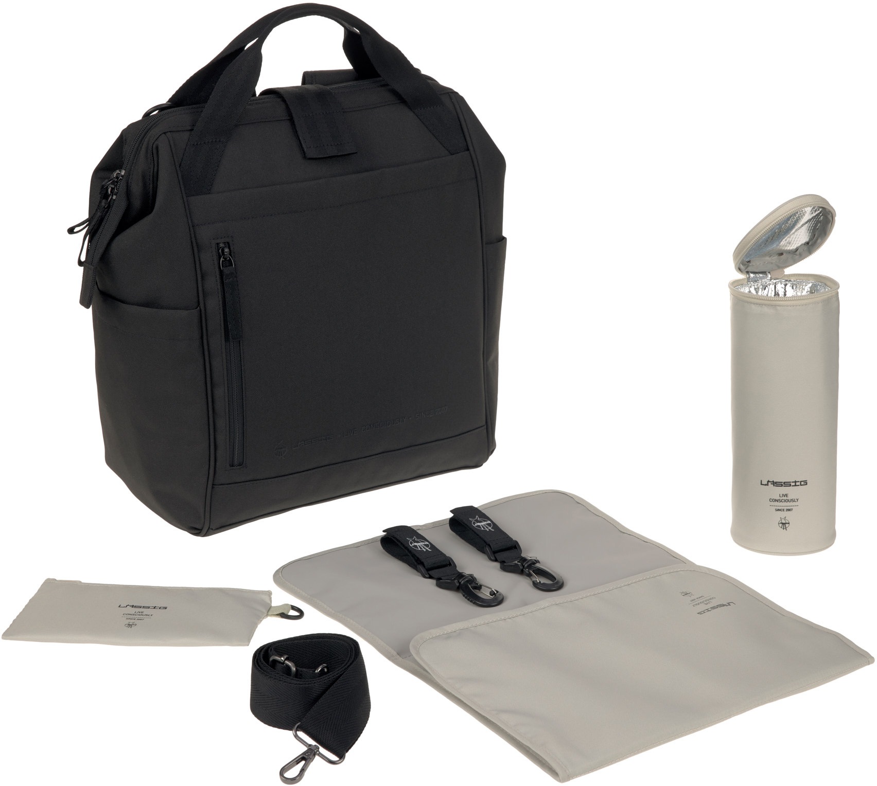 LÄSSIG Wickelrucksack »Green Label, Goldie Up Backpack, black«, PETA-approved vegan; zum Teil aus recyceltem Material