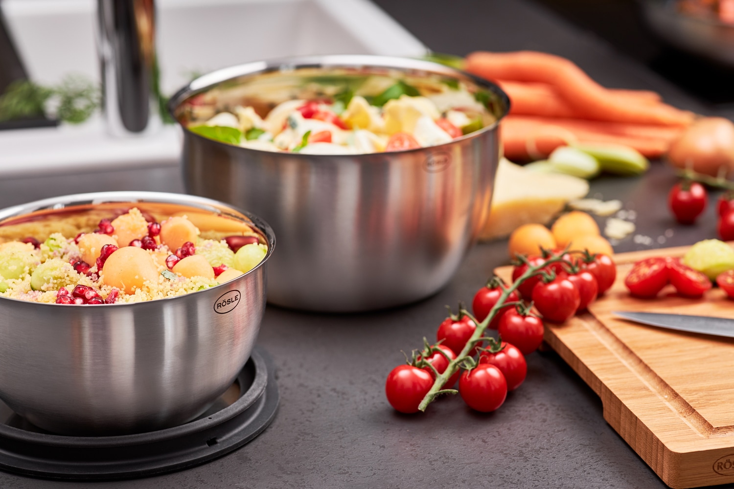 RÖSLE Schüssel »Basic Line« aus Edelstahl 18/10 für universellen Einsatz, mit Schüttrand, spülmaschinengeeignet