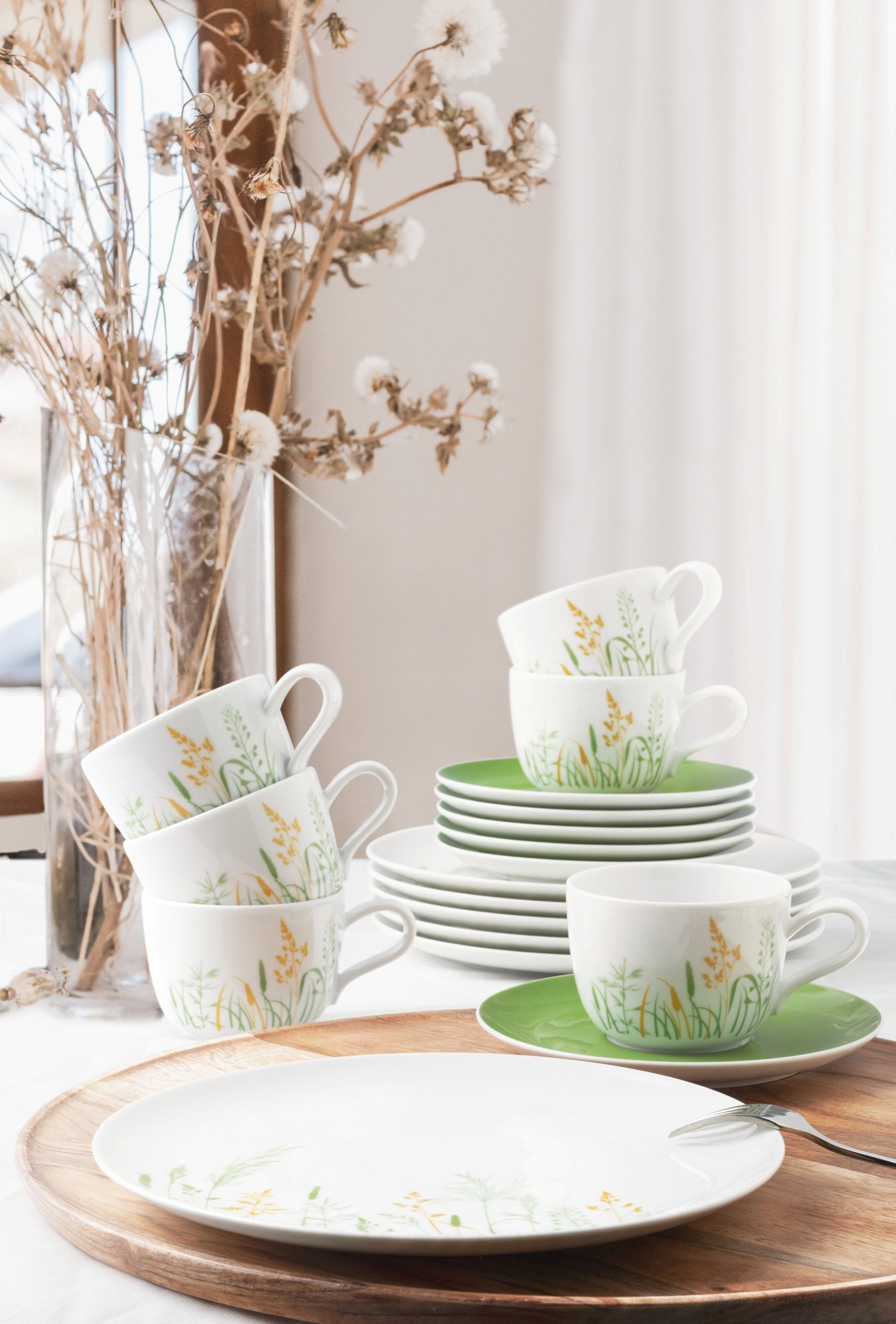 Seltmann Weiden Kaffeeservice »Geschirr-Set, 18 Teile, Liberty Meadow Grasses«, (Set, 18 tlg., 6x Kaffeeobertasse 0,26 l, 6x Kombi-Untertasse, 6x Frühstücksteller), Tassen, Untertassen, Teller, Made in Germany, 18 Teile, für 6 Personen