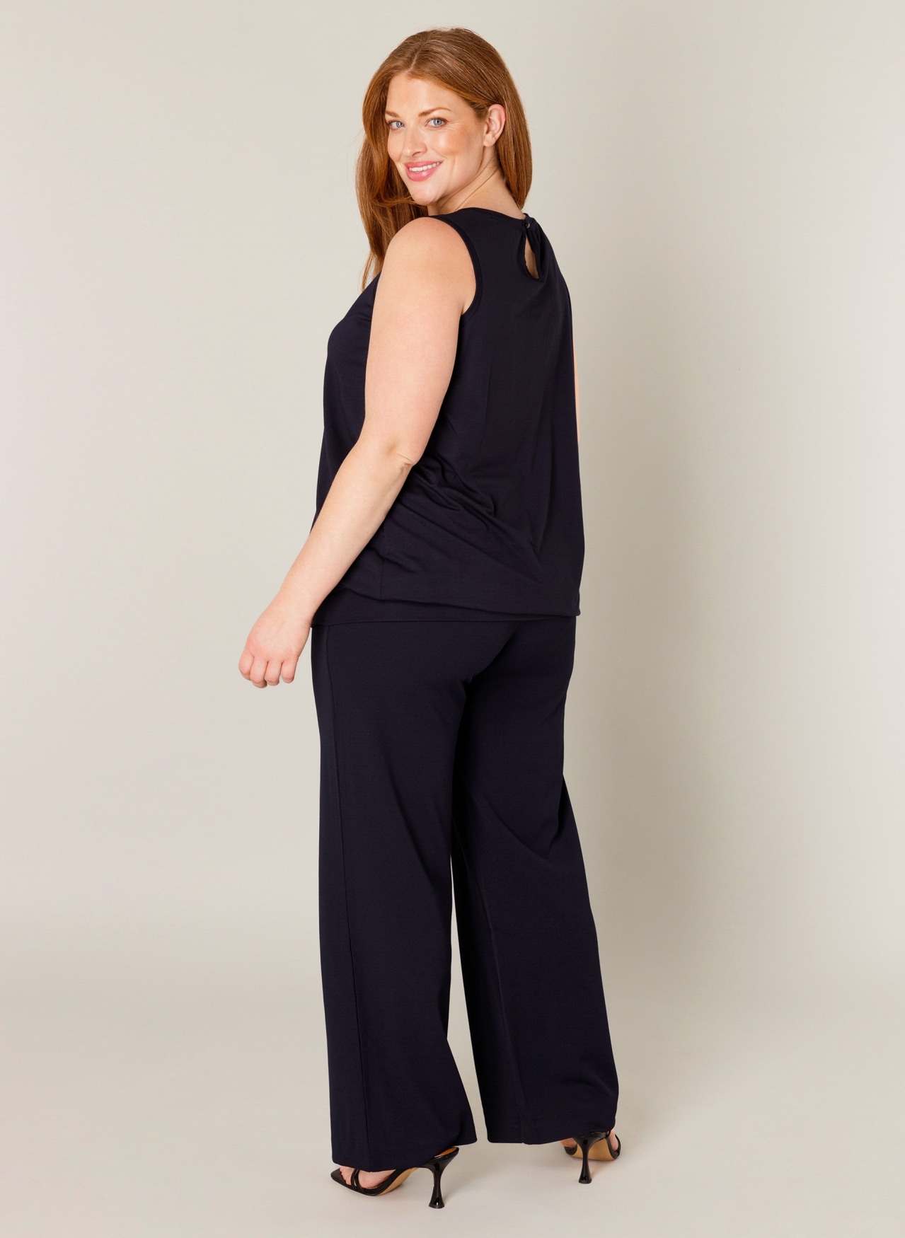 Base Level Curvy Longtop »Yasmina«, Formgebendes Bündchen am Saum
