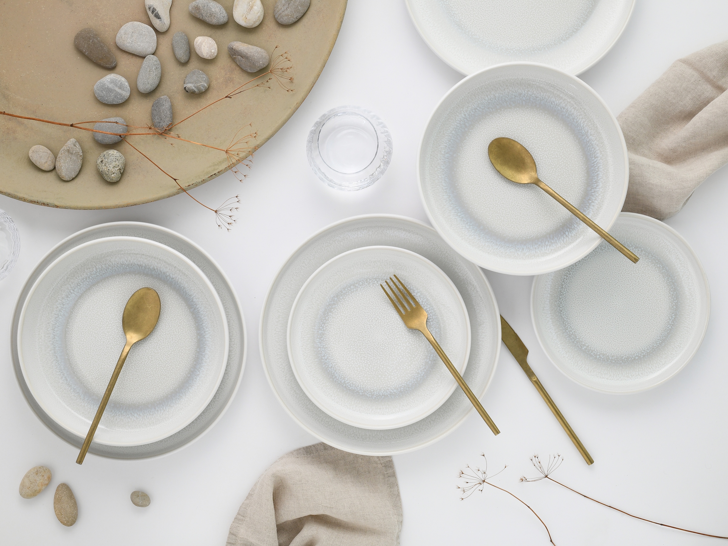 OTTO home Teller-Set »modernes Geschirr-Set, Service Lykk« hohe Haltbarkeit, spülmaschinen- & mikrowellengeeignet, Reaktivglasur