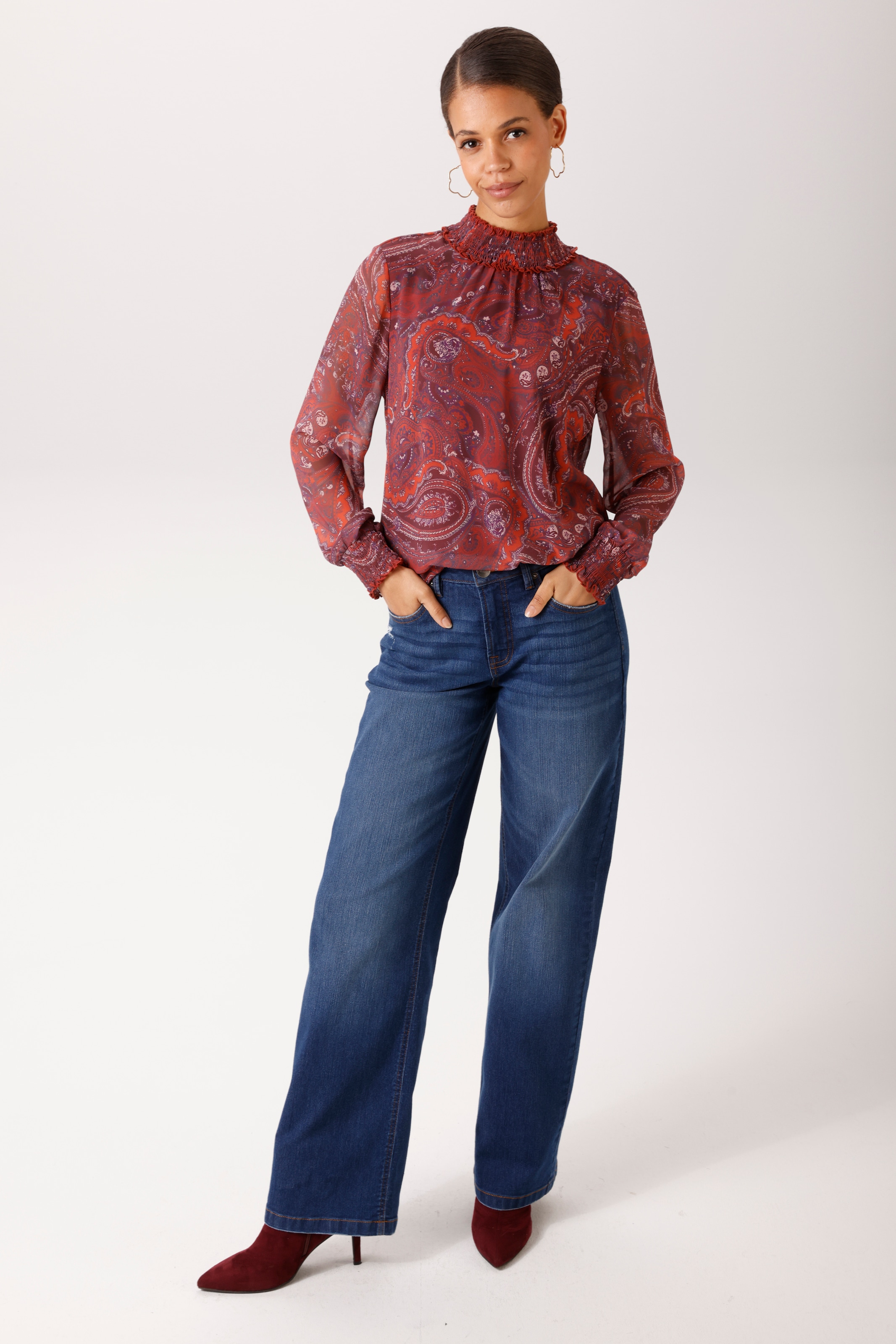 Aniston CASUAL Schlupfbluse mit großflächigen, trendfarbenen Paisley-Muster - NEUE KOLLEKTION