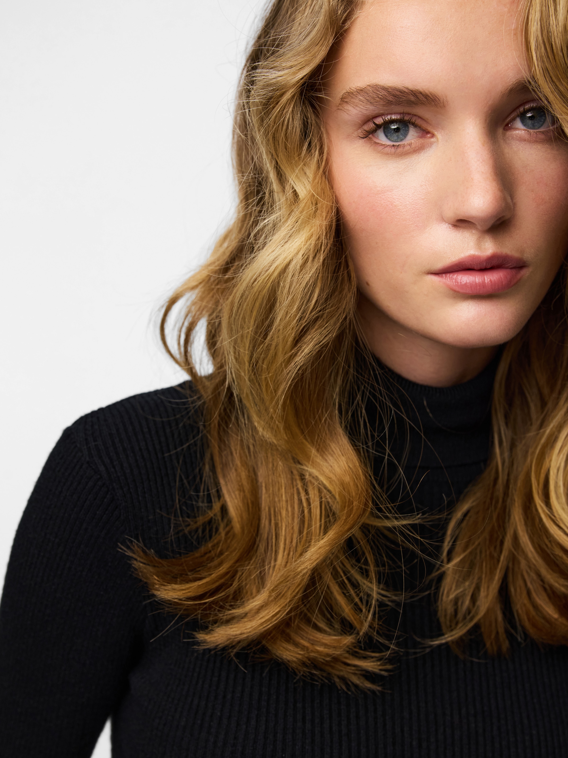 pieces Rollkragenpullover »PCMIRA LS ROLLNECK KNIT NOOS BC«