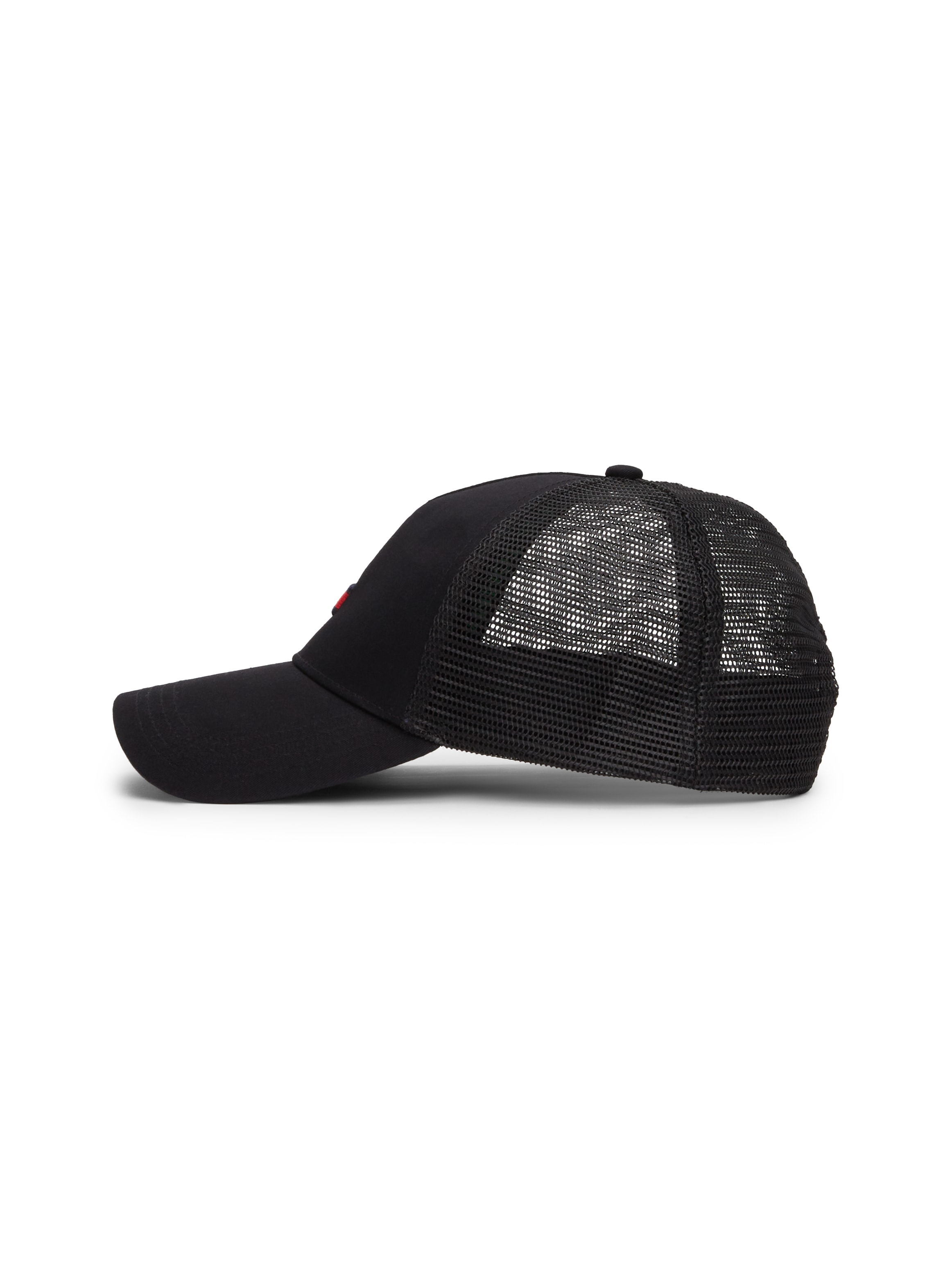 Tommy Jeans Trucker Cap »TJM ELONGATED FLAG TRUCKER CAP«, mit Logostickerei