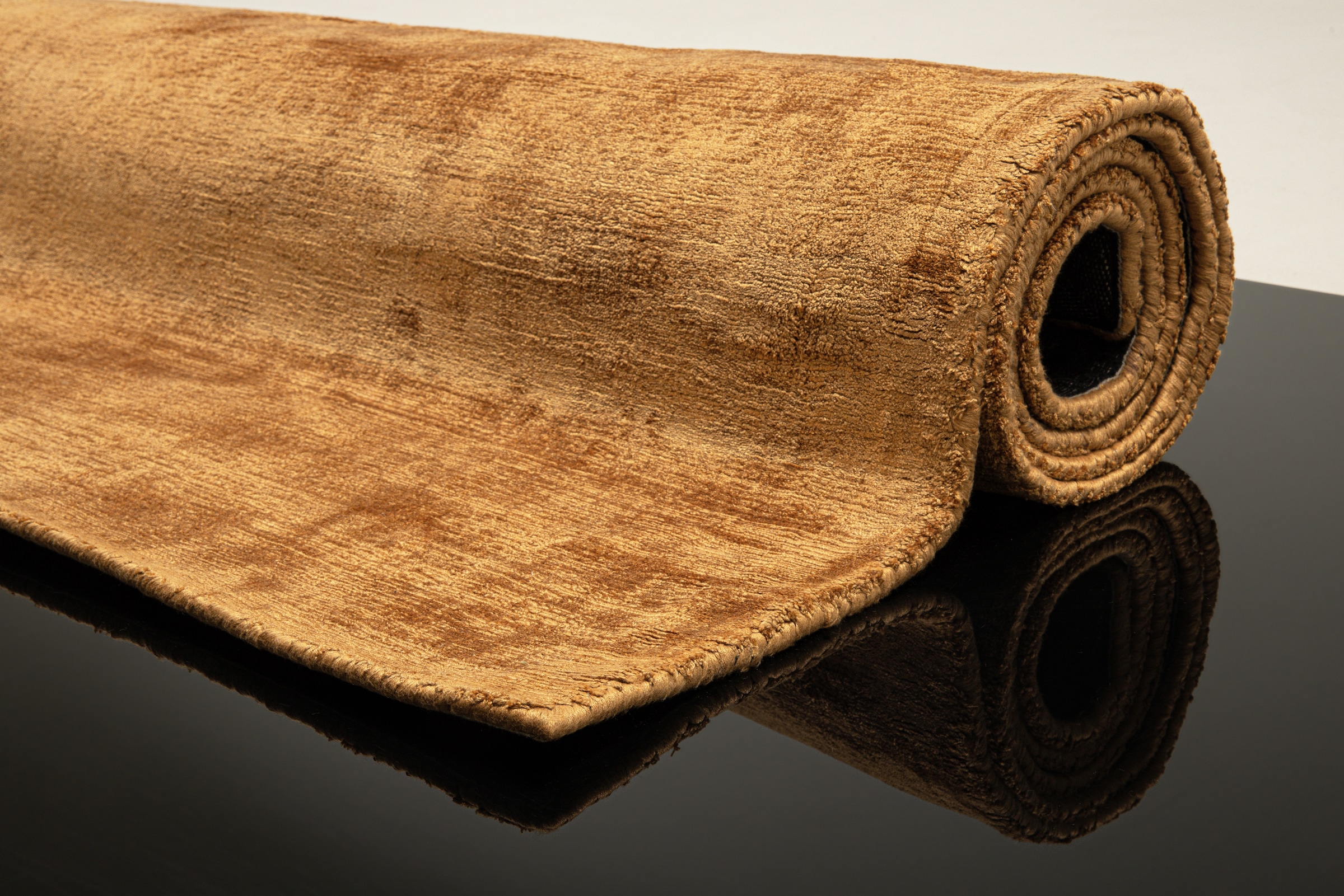TOM TAILOR HOME Teppich »Shine uni«, rechteckig, 8 mm Höhe, Handweb Teppich, 100% Viskose, handgewebt, mit elegantem Schimmer