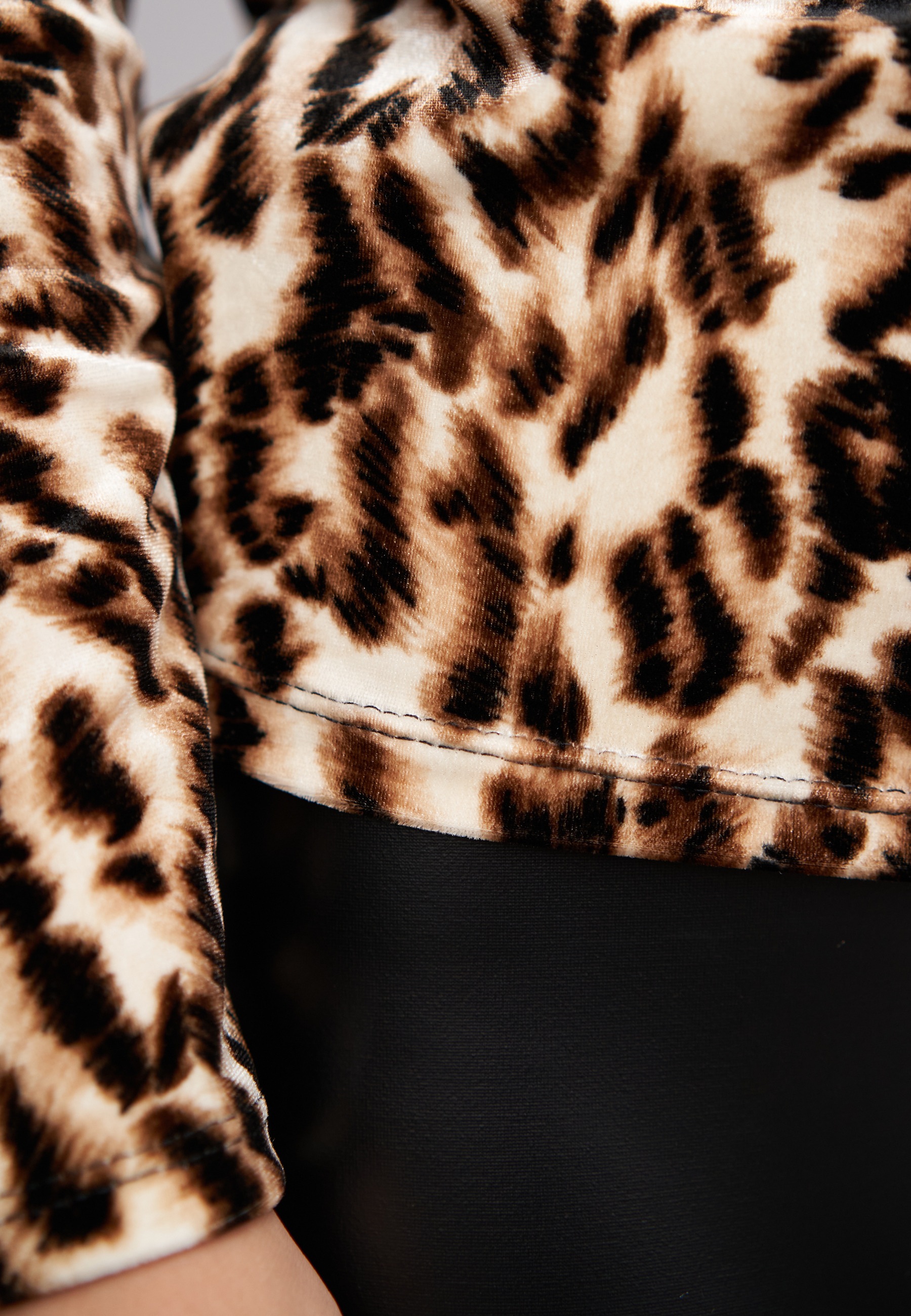 CLOUD 5IVE Longsleeve »CLOUD 5IVE Langarm Samt Shirt Longsleeve mit Leo Print« 1 Stk.