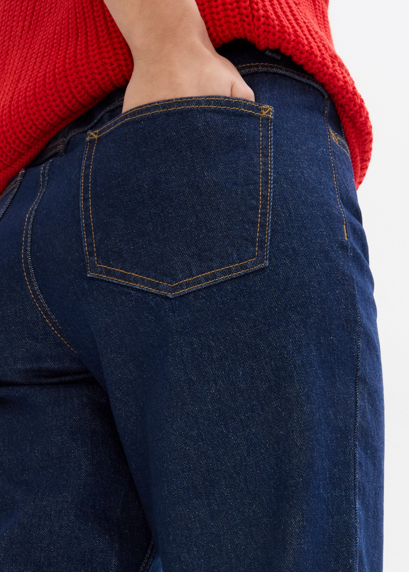 bonprix Mom-Jeans hoher Bund, verkürzte Beinlänge, lockere Passform, mit Elasthan-Anteil