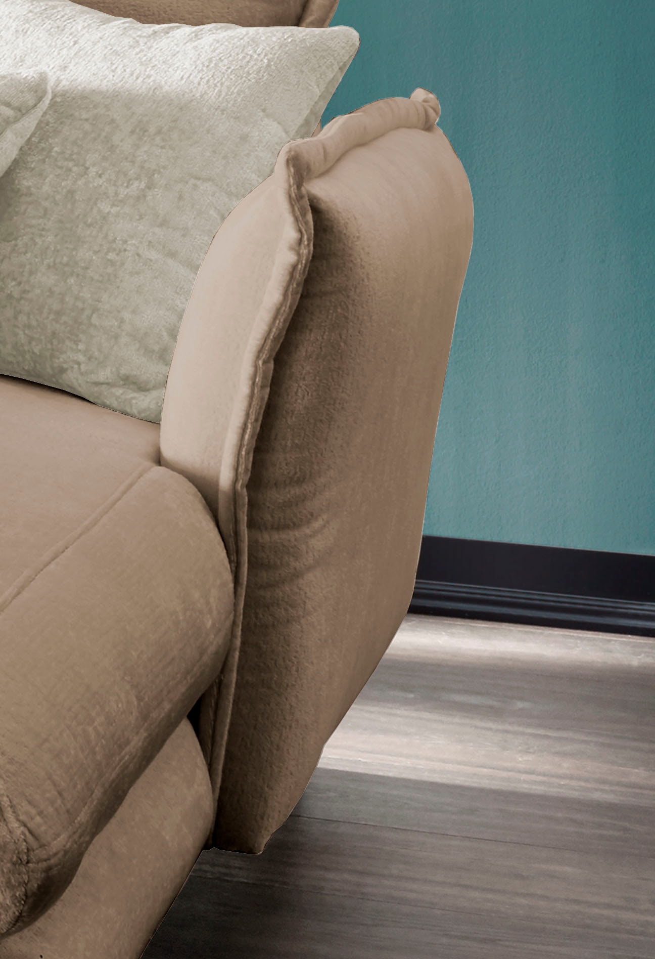 INOSIGN Ecksofa »Lazio modern und bequem, schmale Armlehnen, tolle Detailverarbeitung«, zwei verschiedene Fußfarben wählbar