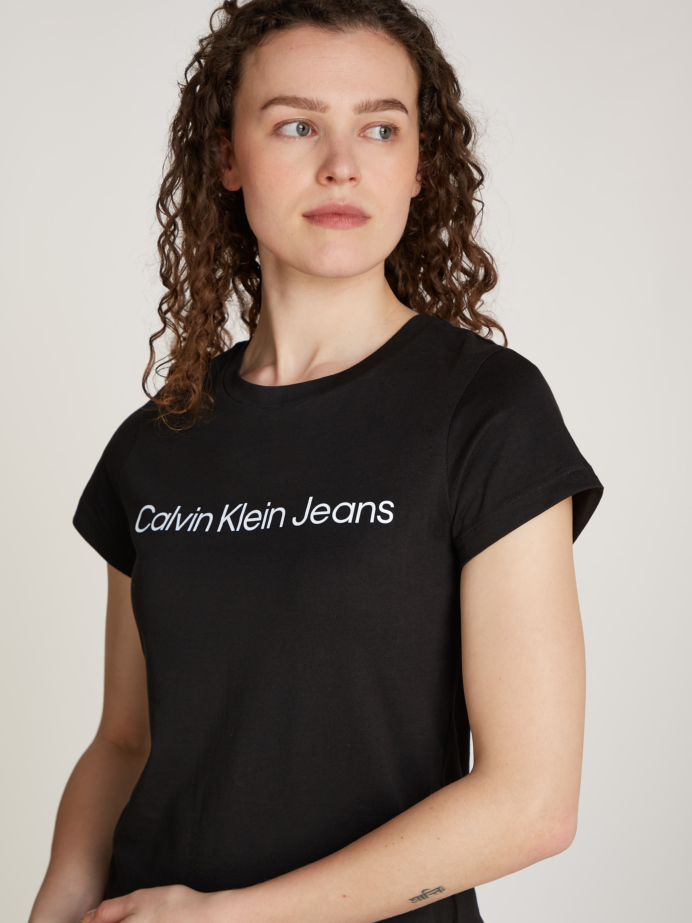 Calvin Klein Jeans T-Shirt »INSTITUTIONAL LOGO 2-PACK TEE«, (Packung, 2er-Pack), mit Logoschriftzug