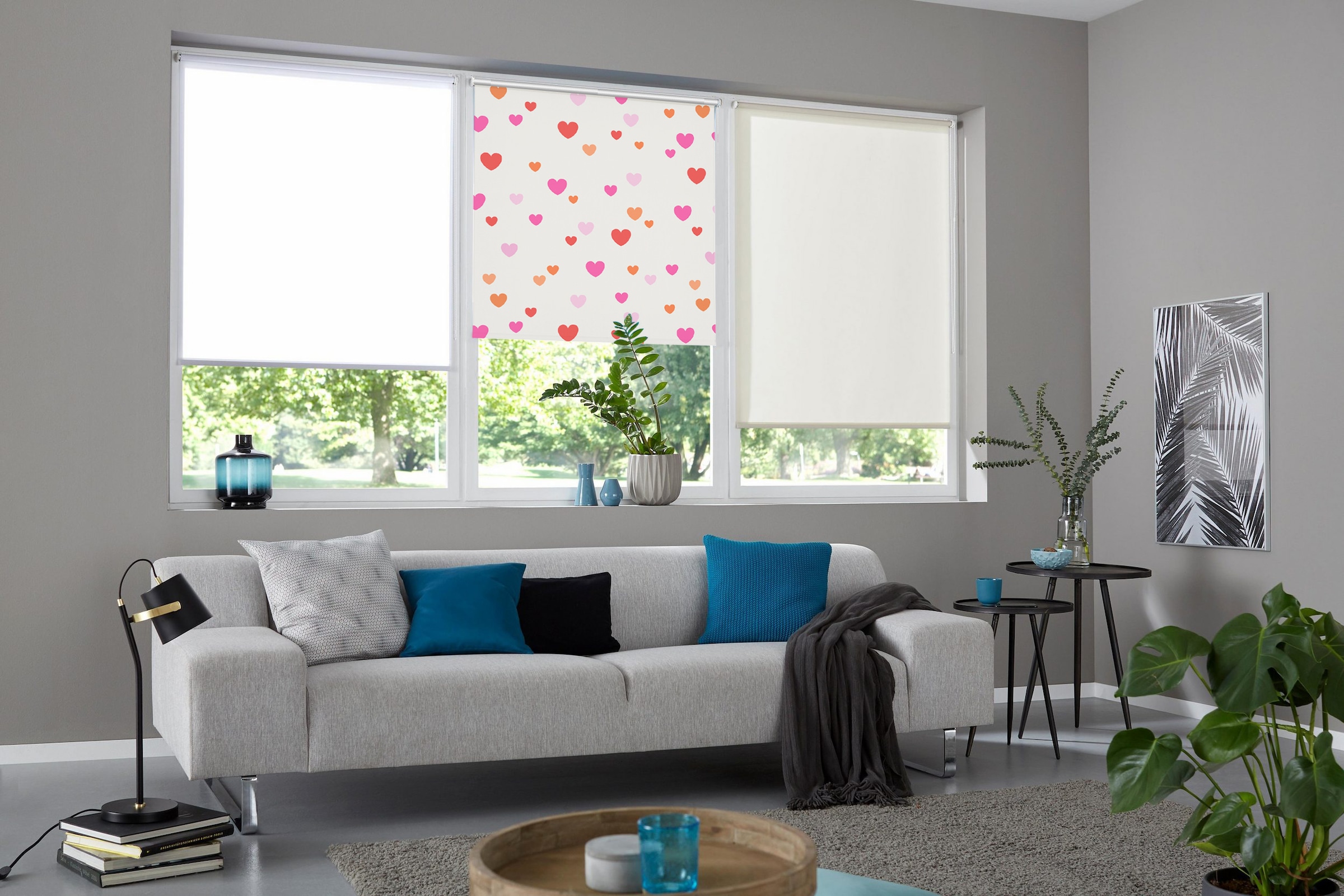 Lüttenhütt Rollo »HEART«, verdunkelnd, Blendschutz-Sichtschutz-Verdunkelung, ohne Bohren, freihängend, Fixmaß, Klemmfix, Herzen, Kinderrollo -NEUHEIT!