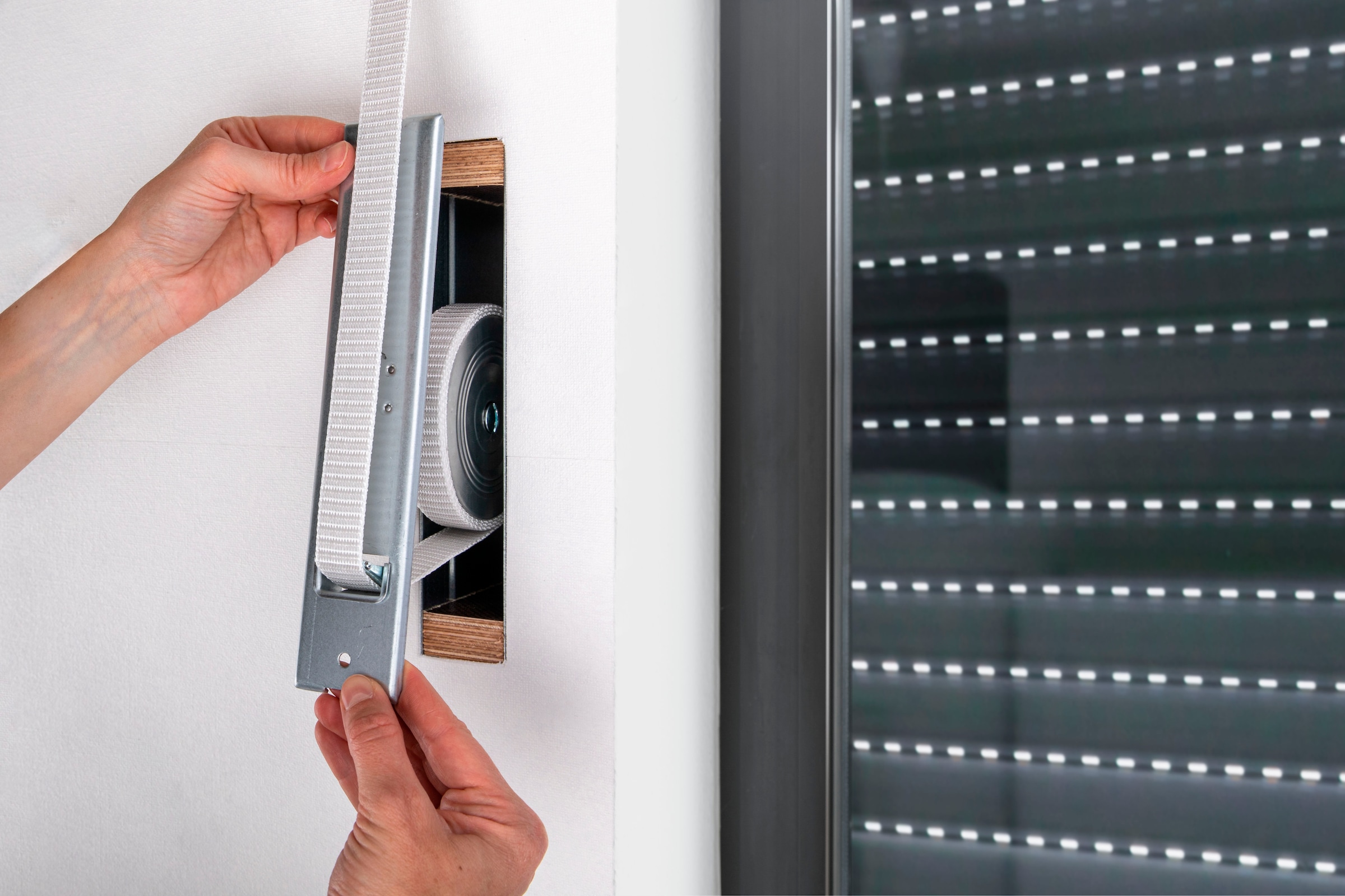 SCHELLENBERG Einlass-Gurtwickler »für das Rollladensystem Maxi, Lochabstand 21,5 cm, Unterputz-Montage« Set, 1 Stk. tlg. für Rollladengurte mit 23 mm Breite