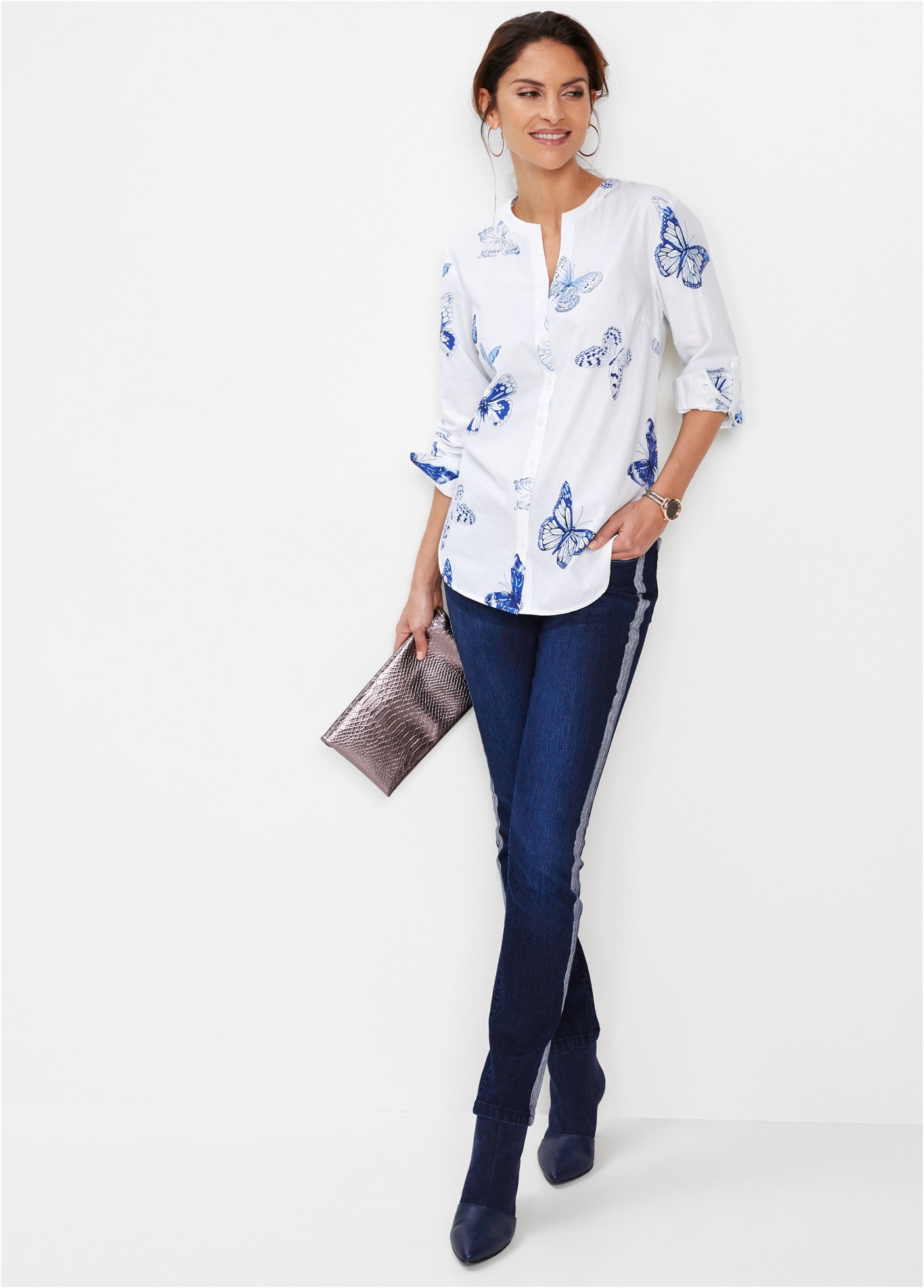 bonprix Druckbluse 1 figurumspielende Tunika-Passform, aus Viskose, Krempelärmel