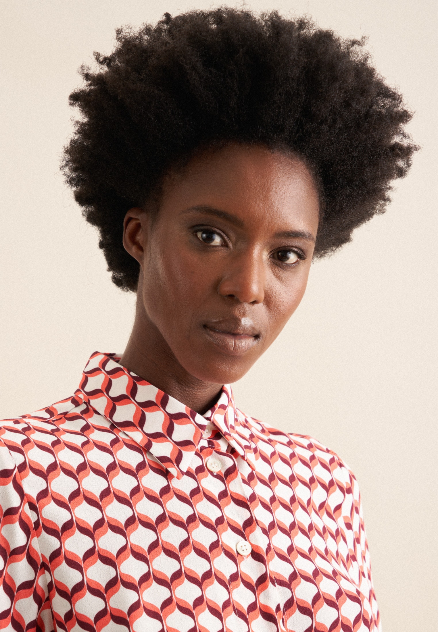 seidensticker Hemdbluse »Schwarze Rose« Langarm Kragen Geometrische Muster