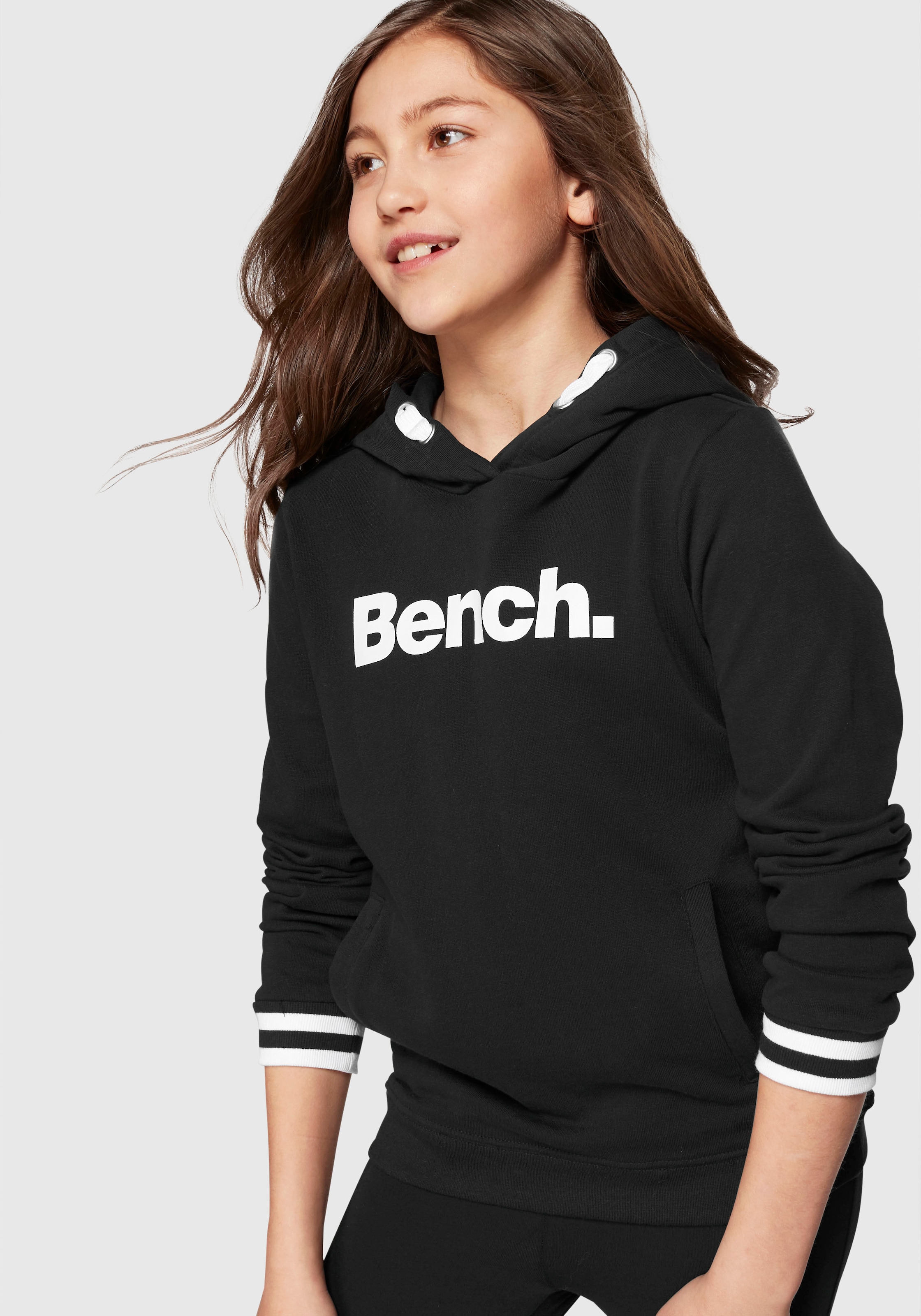 kaufen Kapuzensweatshirt, mit Bench. Frontdruck online