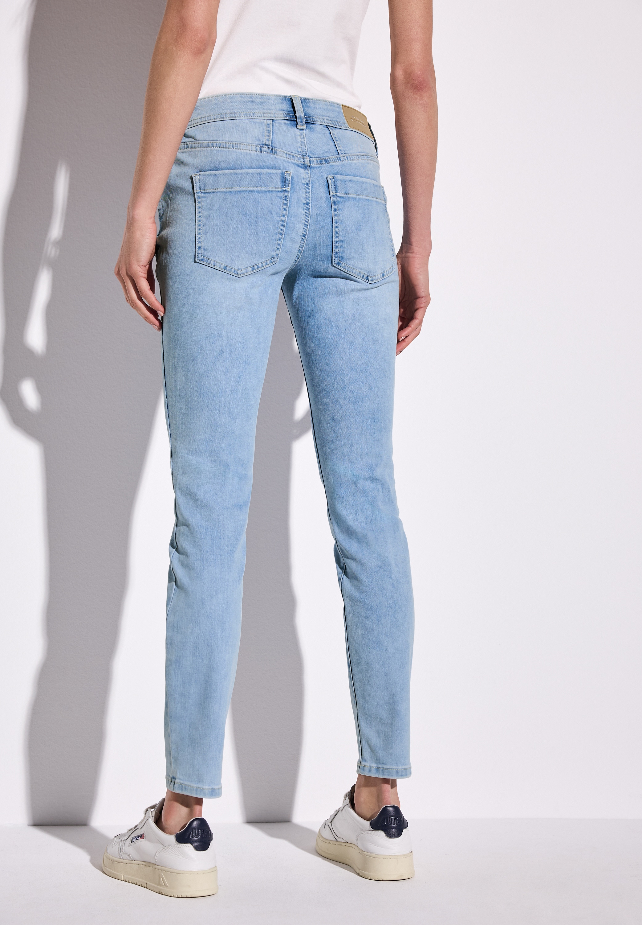 STREET ONE Slim-fit-Jeans »Style YORK«, im Five-Pocket Style