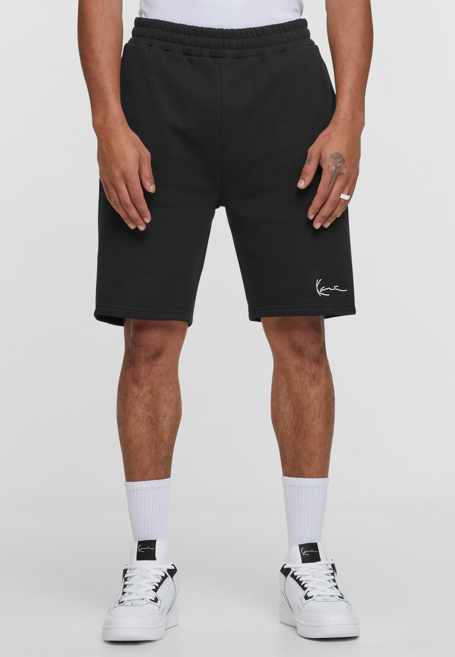 Karl Kani Stoffhose »Karl Kani Herren KKMQ22003BLK SIGNATURE SHORTS BLK«