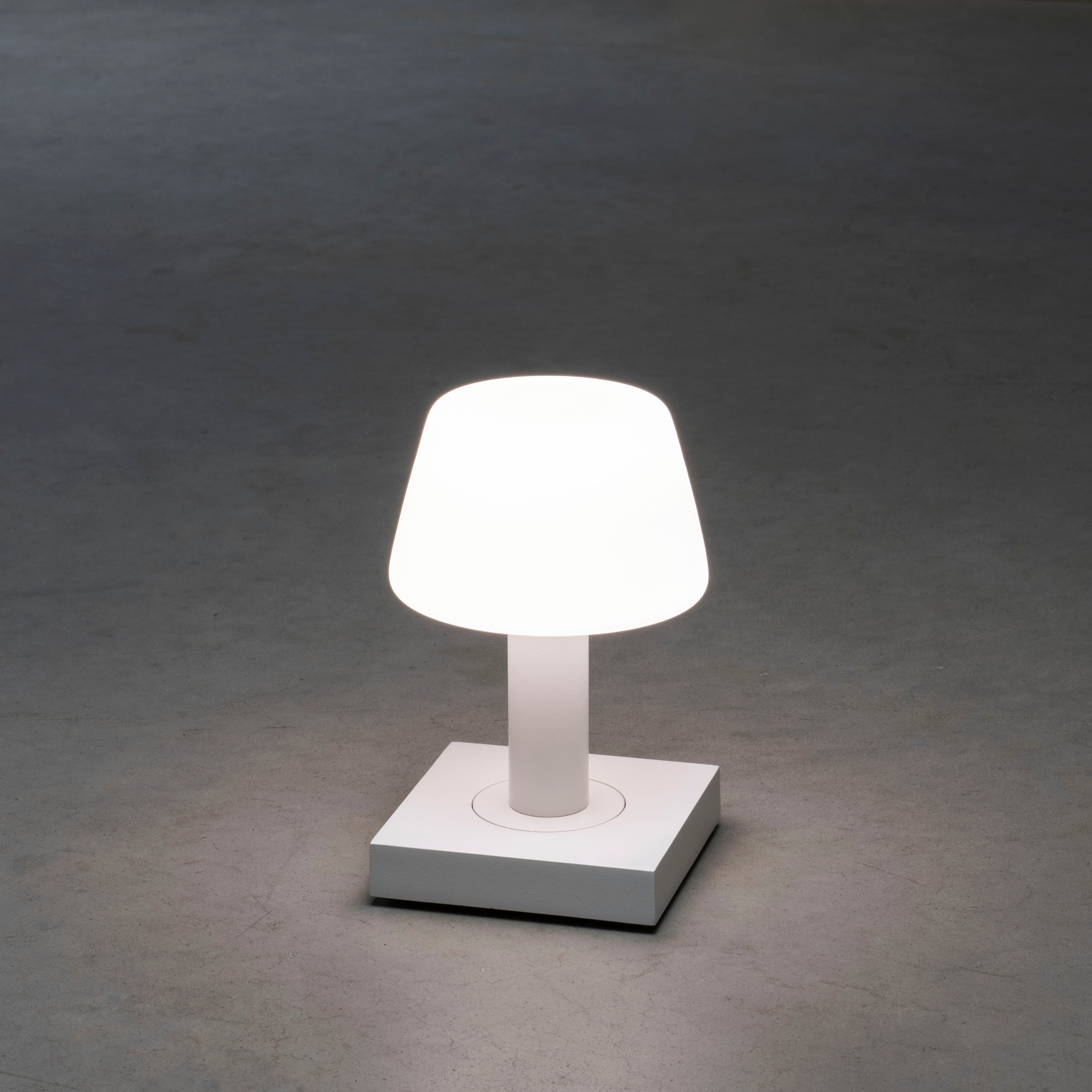 KONSTSMIDE LED Tischleuchte »Monaco«, Leuchtmittel LED-Modul | LED fest integriert, Monaco USB-Tischleuchte, 2700/3000K, dimmbar, Glas