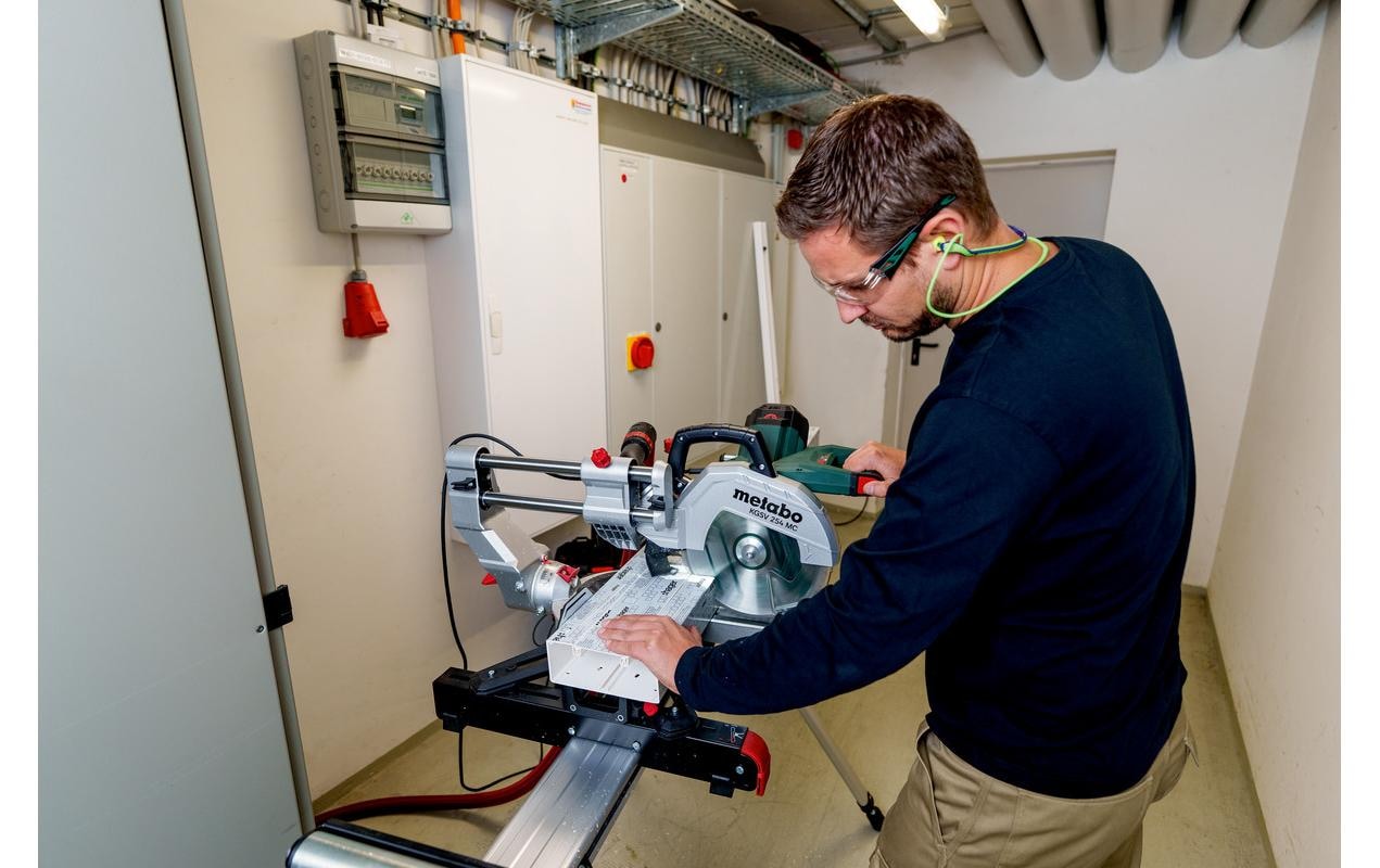 metabo Kappsäge »KGSV 254 MC«