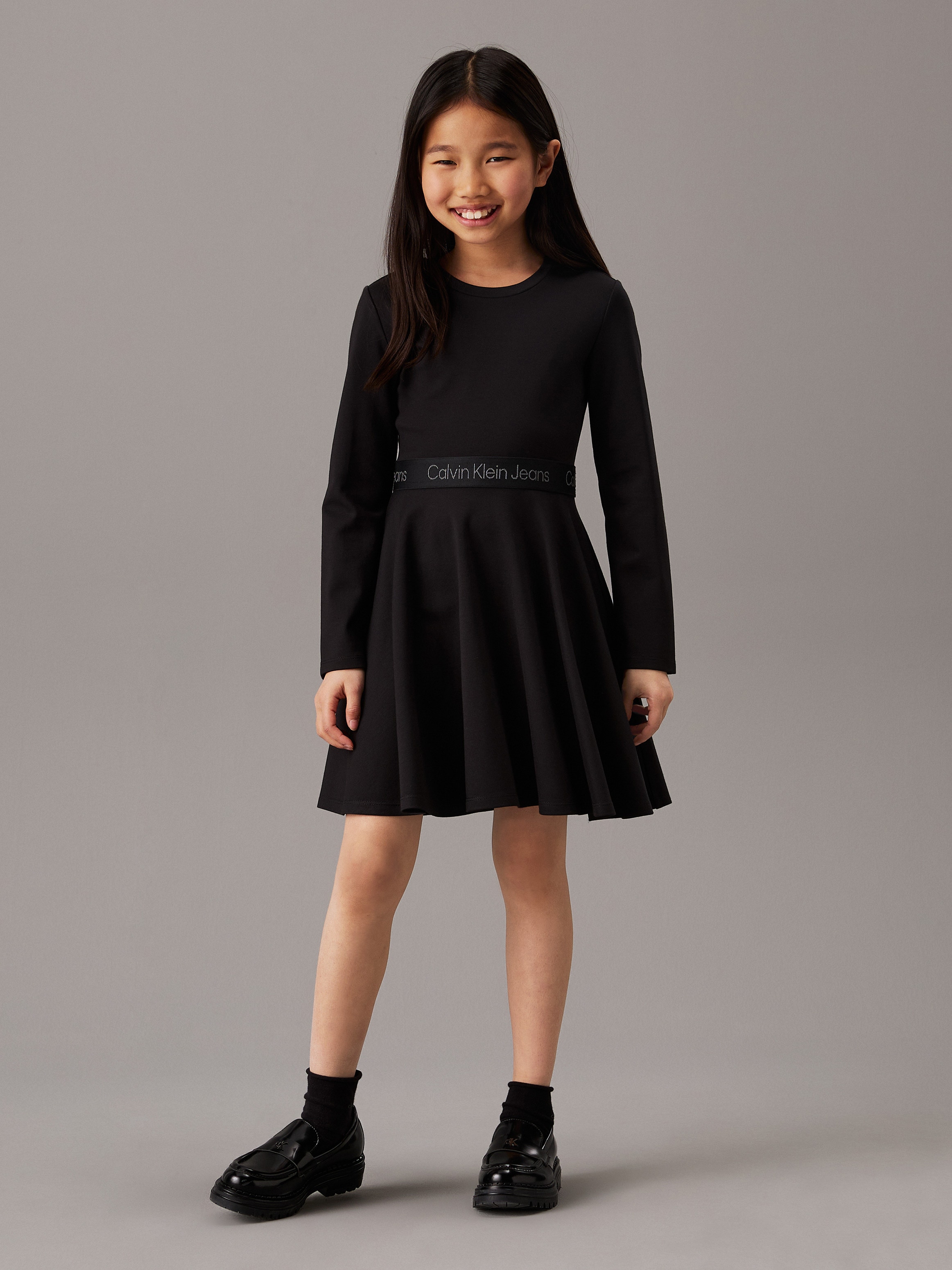Calvin Klein Jeans Skaterkleid »Ls Logo Tape Punto Dress«, für Kinder bis 16 Jahre und mit Logoschriftzug