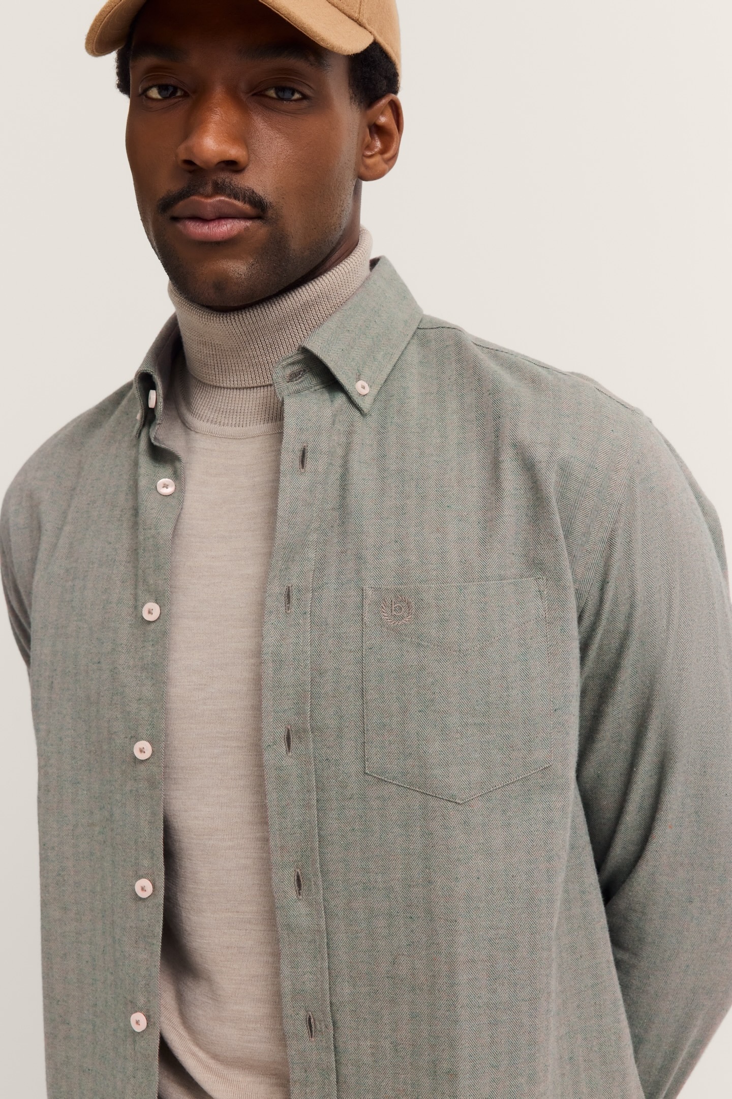 bugatti Langarmhemd »Soft Cotton«, im Modern Fit mit Button-Down Kragen