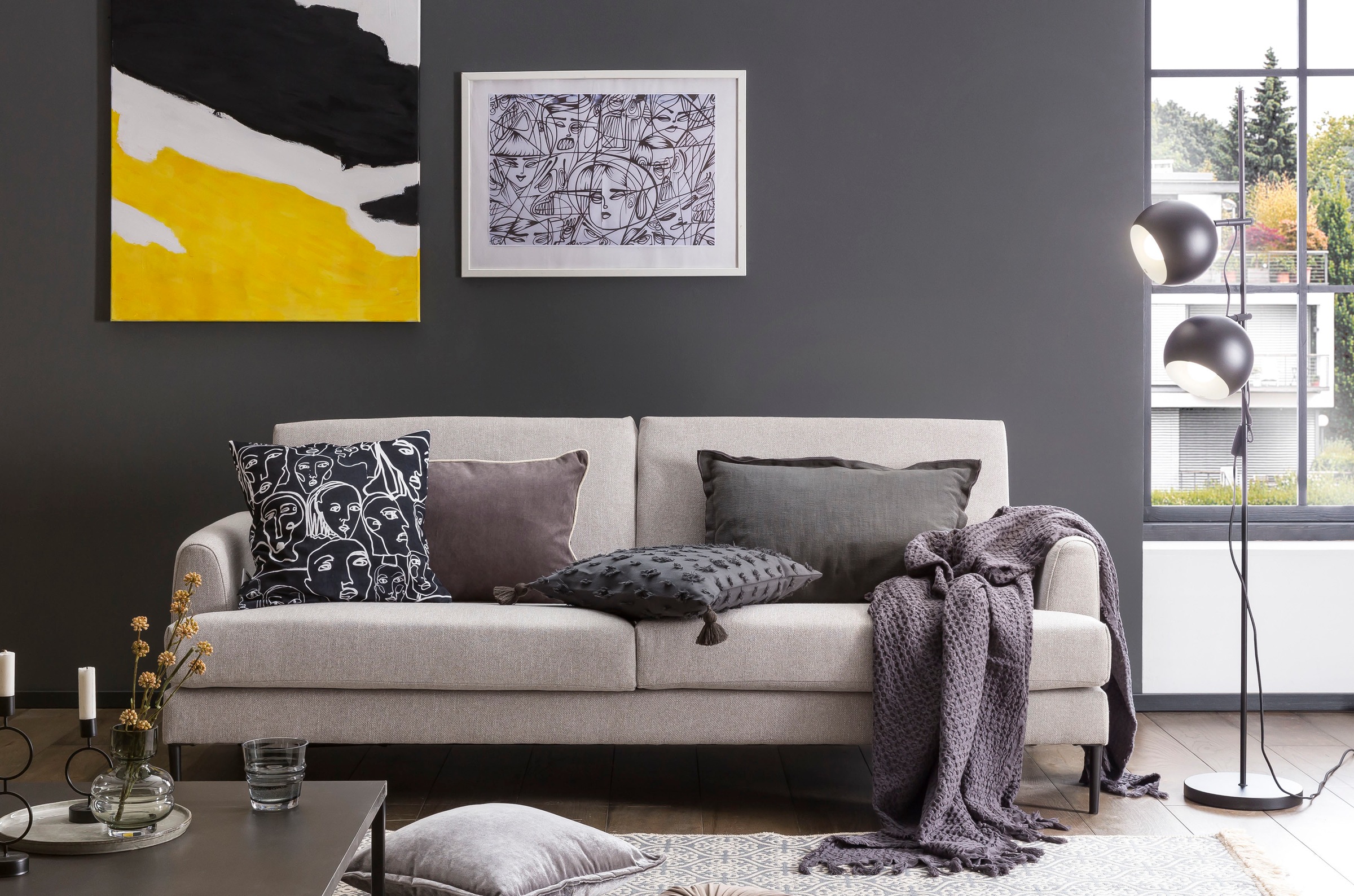 done. Dekokissen "Velour Print Black Crowd" Beidseitig bedruckte Kissenhüle günstig online kaufen