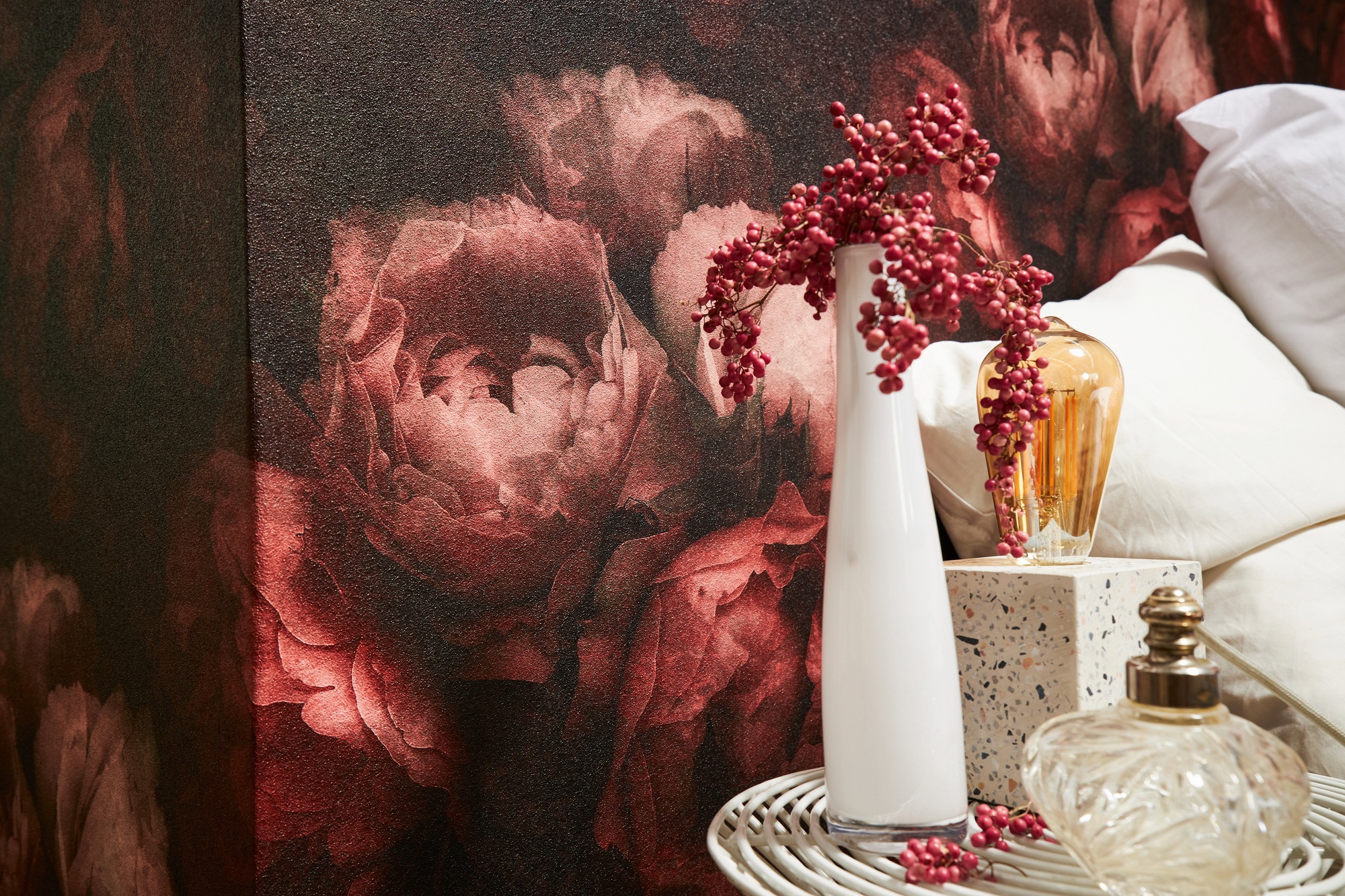 living walls Vliestapete »New Walls Romantic Dream mit romantischen Rosen«, floral-botanisch-Wald, Tapete Blumen Tapeten Wohnzimmer Schlafzimmer Küche modern Design Büro