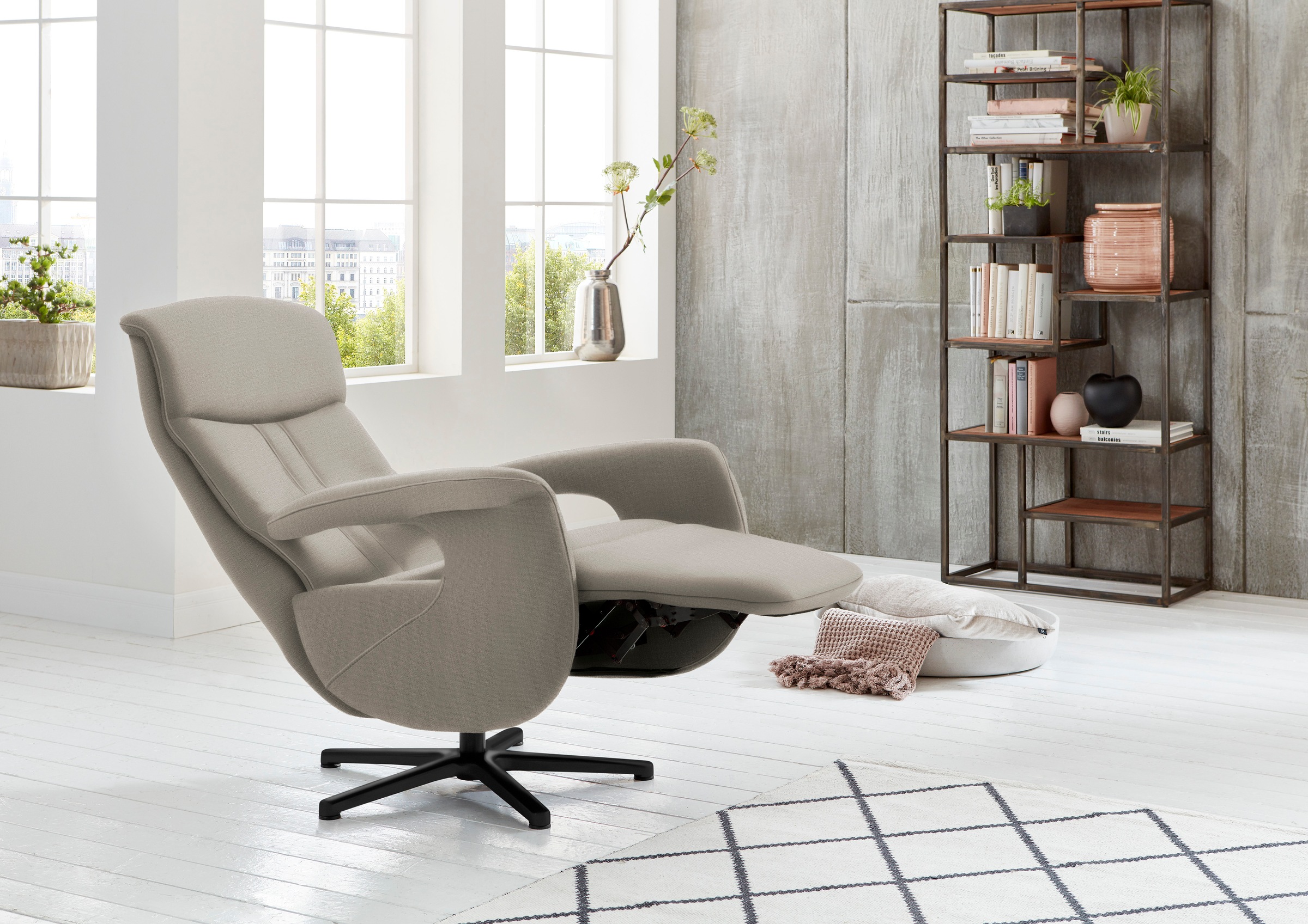 Die PlanBar Relaxsessel »MP-RS18073«, 360° drehbar, inkl. man. Kopfpolsterverstellung u. Relax-Funktion