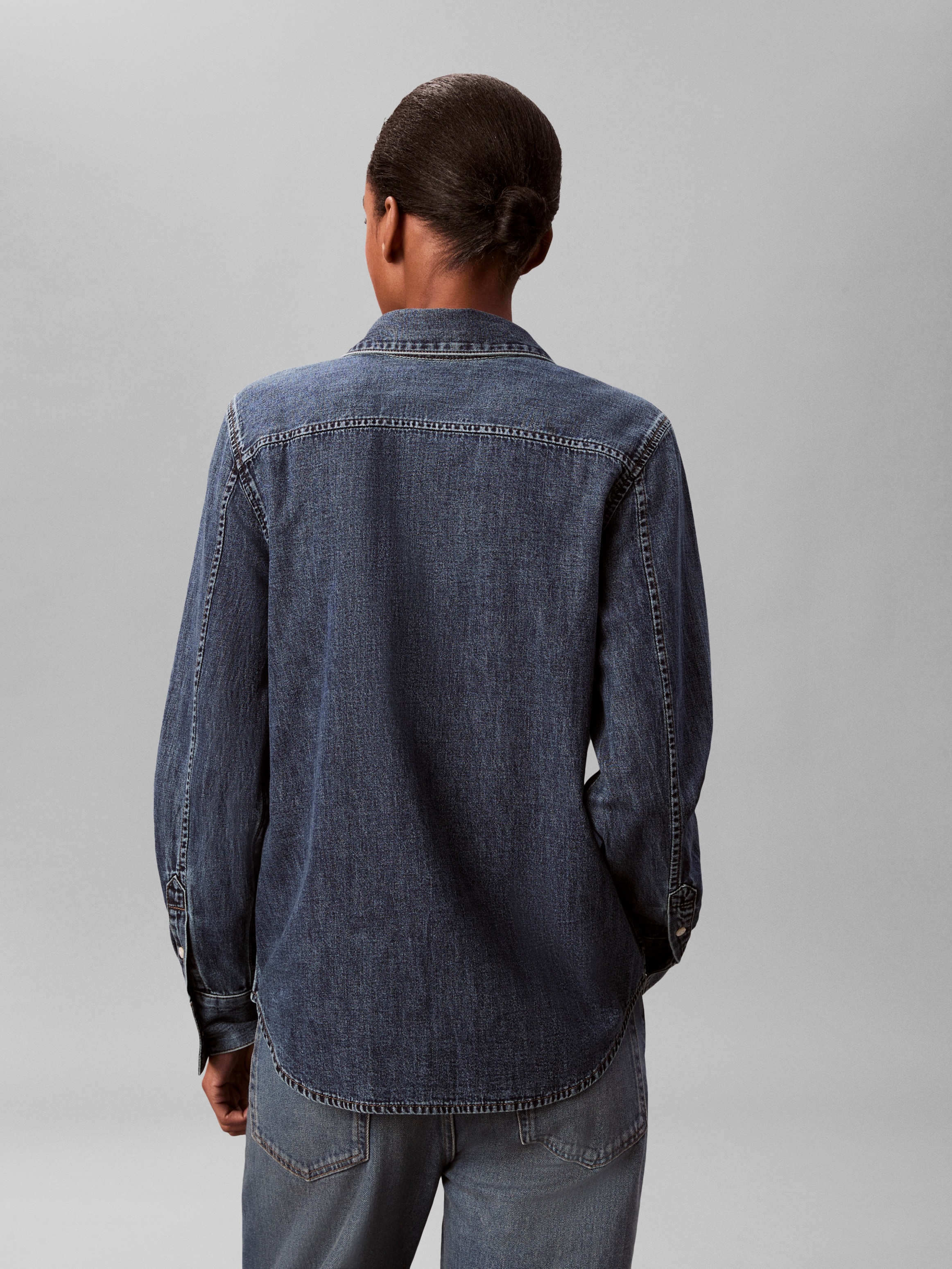 Calvin Klein Jeans Jeansbluse Regular fit, Brusttasche, abgerundeter Saum