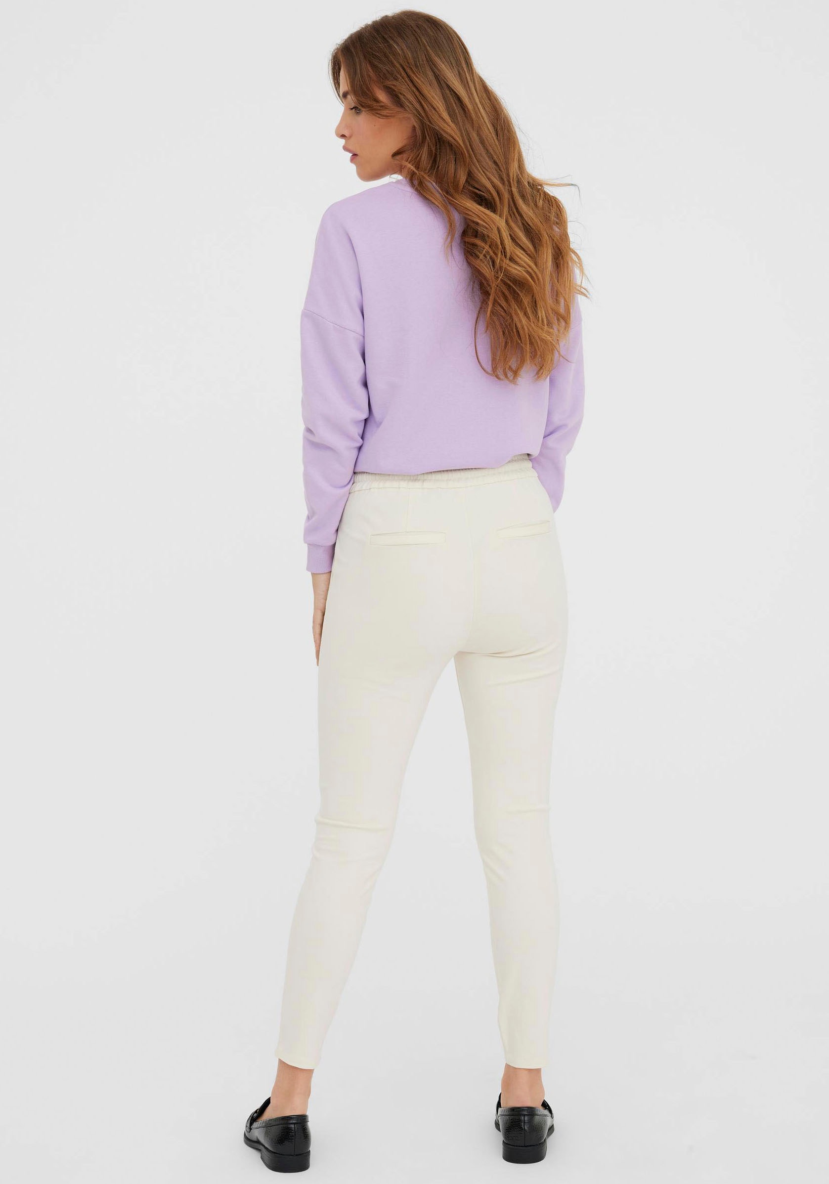 Vero Moda Jogger Pants »VMEVA MR LOOSE STRING PANT GA NOOS«, hinten mit elastischem Bündchen