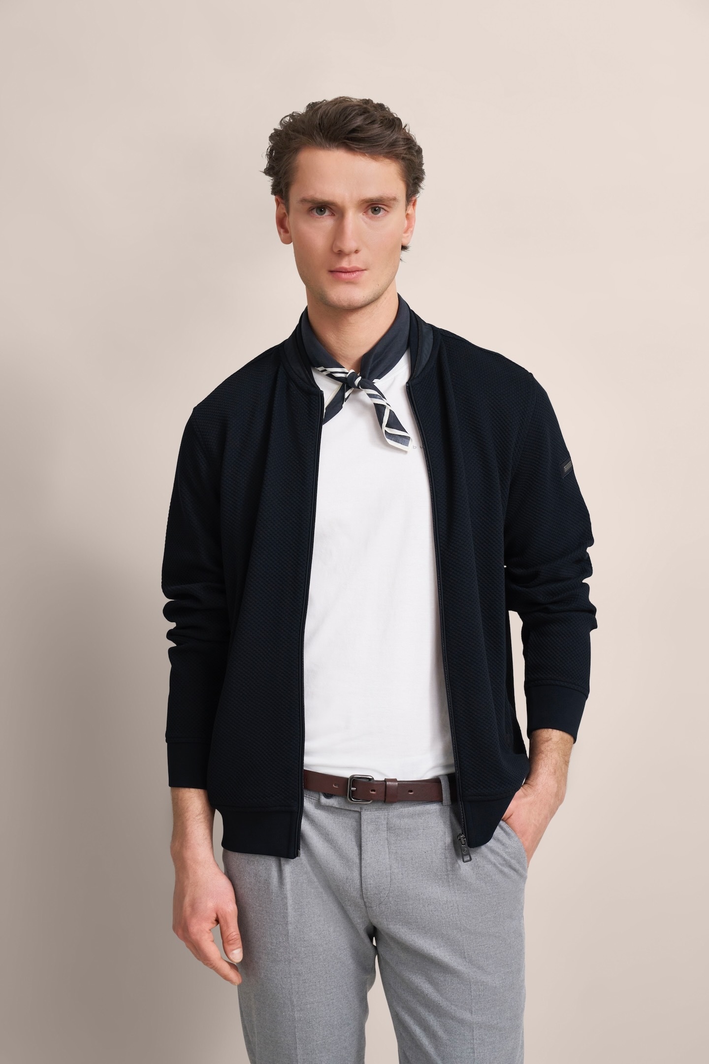 bugatti Sweatjacke, mit Collegekragen