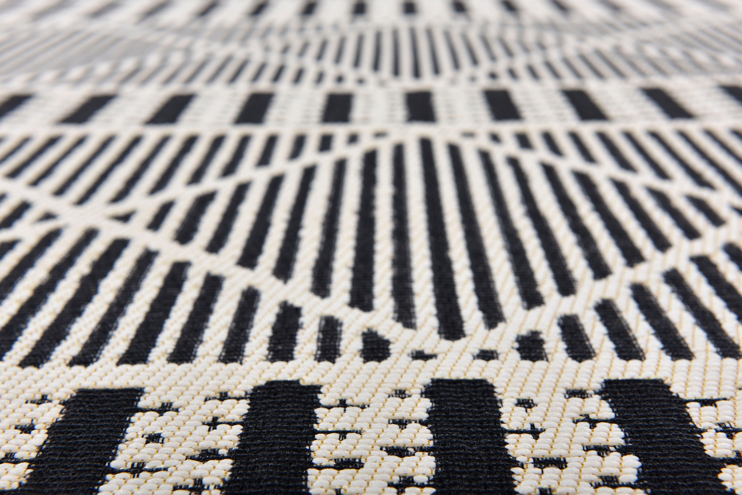TOM TAILOR HOME Teppich »Funky Outdoor Geometric«, rechteckig, 5 mm Höhe, Flachgewebe, modernes Rauten Design, Outdoor geeignet, Wohnzimmer