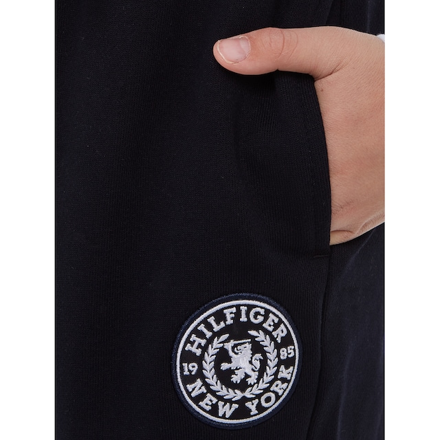 Tommy Hilfiger Sweathose »CREST LOGO SWEATPANTS«, mit Logoschriftzug am  Bund online bei