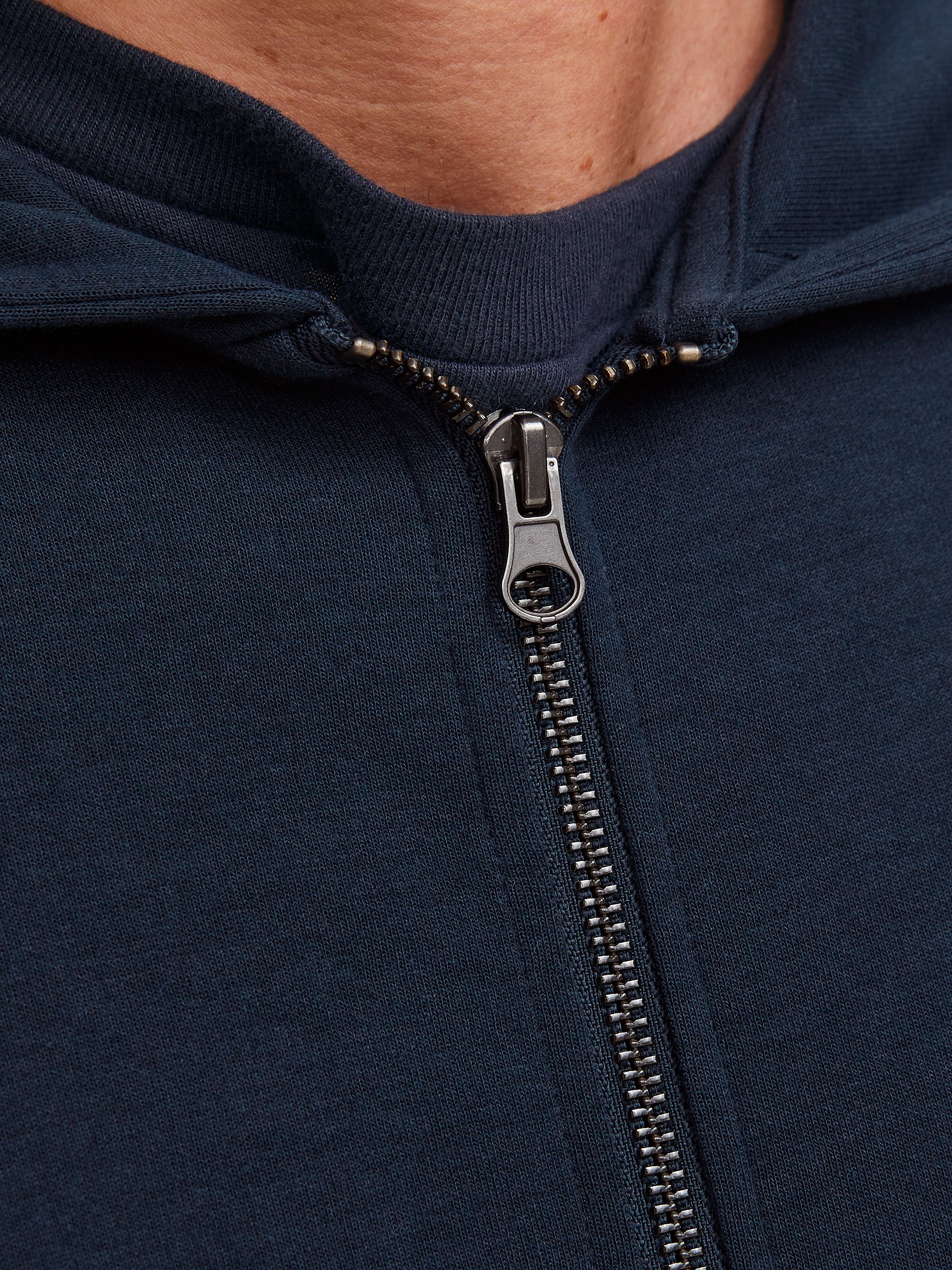 Jack & Jones Kapuzensweatjacke »JJEBASIC Hoodie mit Rippbündchen und angenehmem Tragegefühl« unifarben, modisch, regular fit, Baumwollmischung, Rundhals