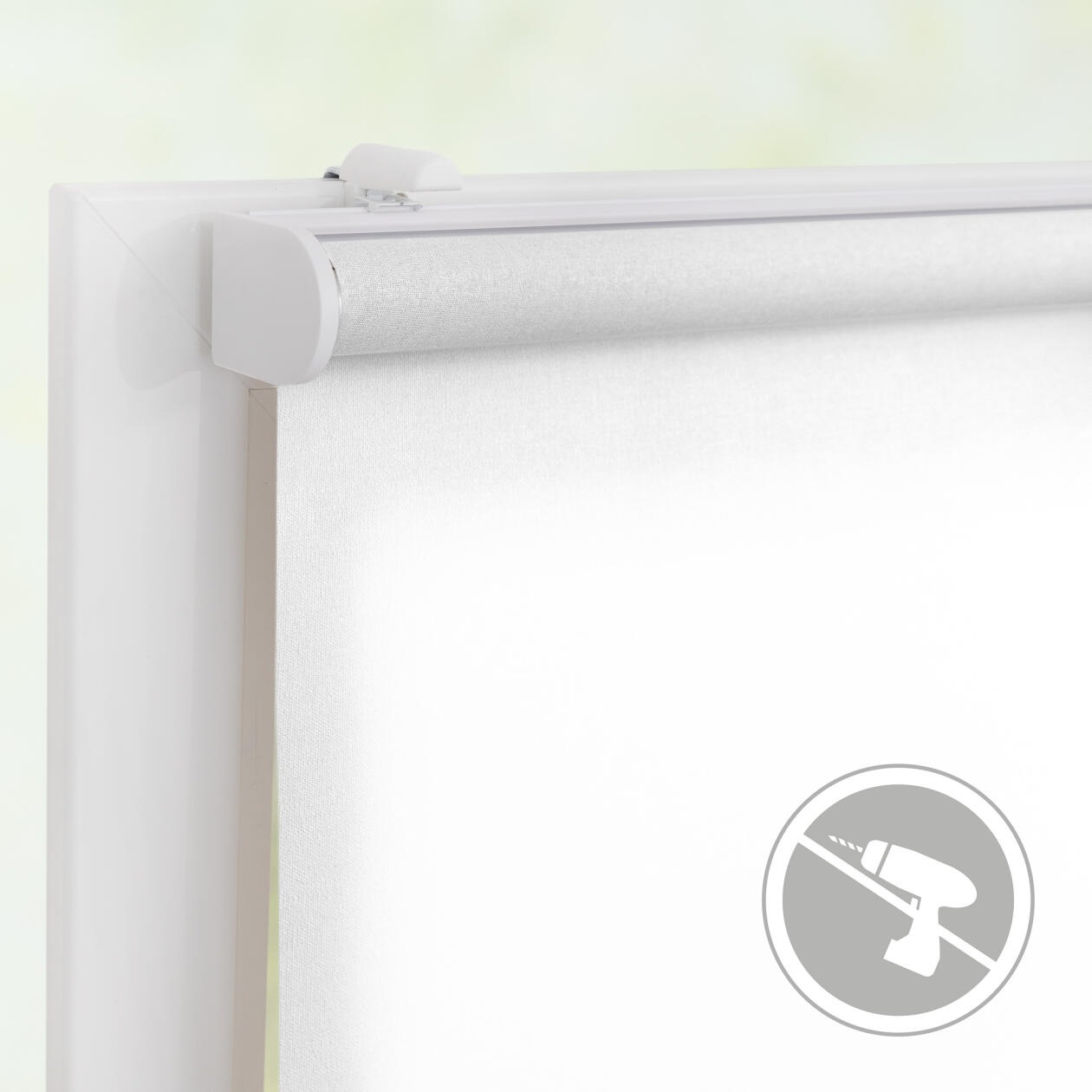 LICHTBLICK ORIGINAL Rollo »Klemmfix, ohne Bohren«, blickdicht, Blendschutz-Sichtschutz, mit Bohren/ohne Bohren, freihängend, Steuerbar mit Bluetooth-App, integrierter Elektromotor und Akku