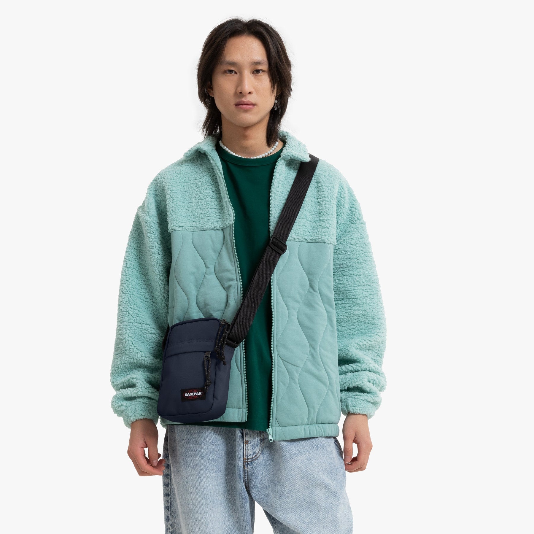 Eastpak Umhängetasche »THE ONE« im praktischen Design