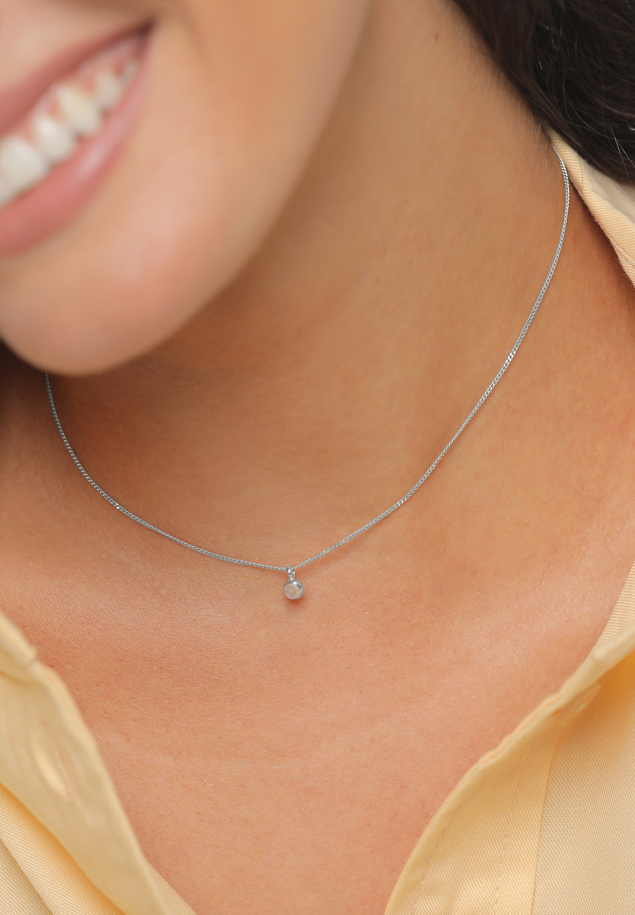 Elli Collier »Choker mit Anhänger Mondstein Rund 925 Silber«