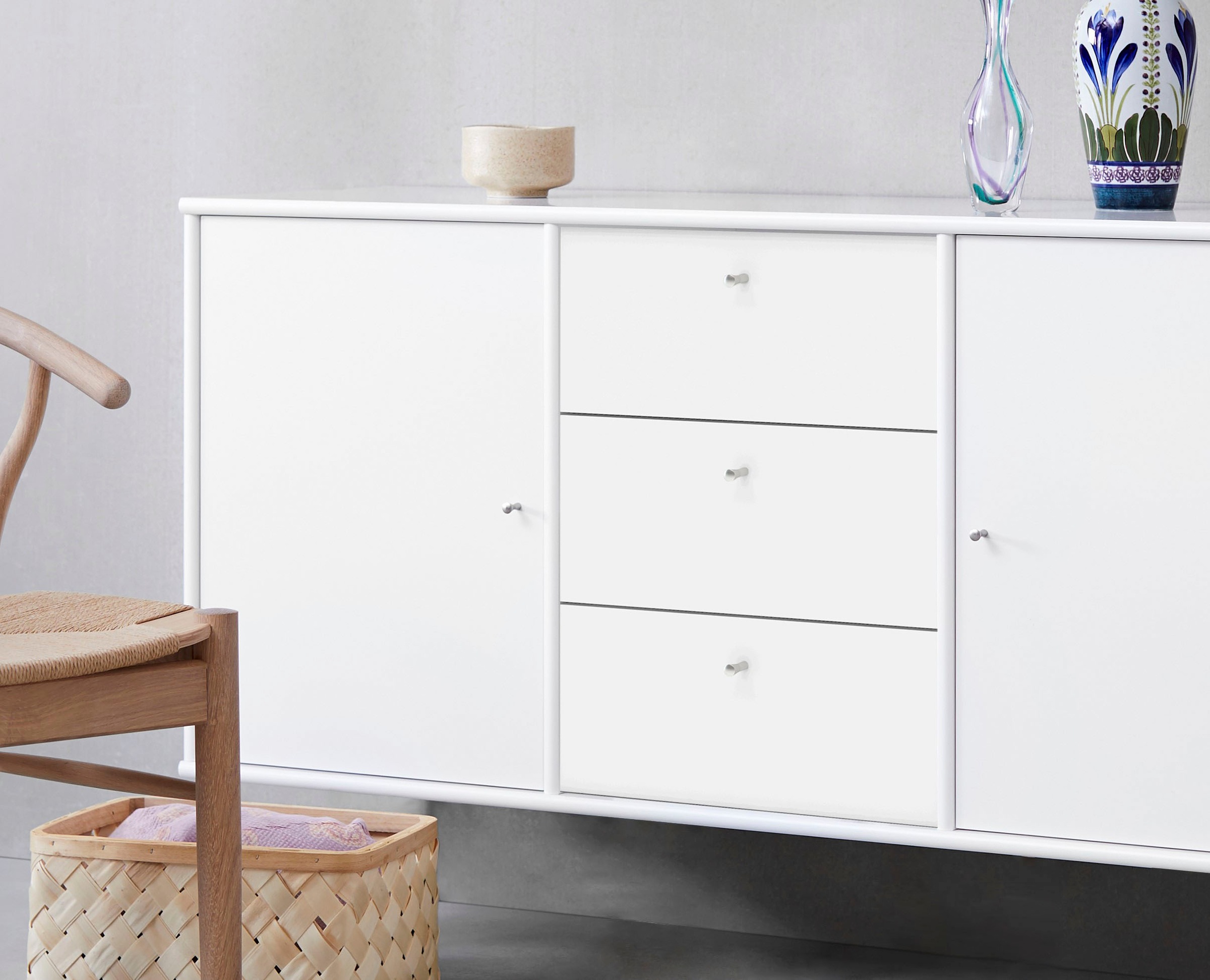 Hammel Furniture Sideboard »Mistral, Hochwertig Schrank, hängend/stehend montierbar«, mit Türen und Schubladen, B: 133 cm, anpassungsbar Designmöbel