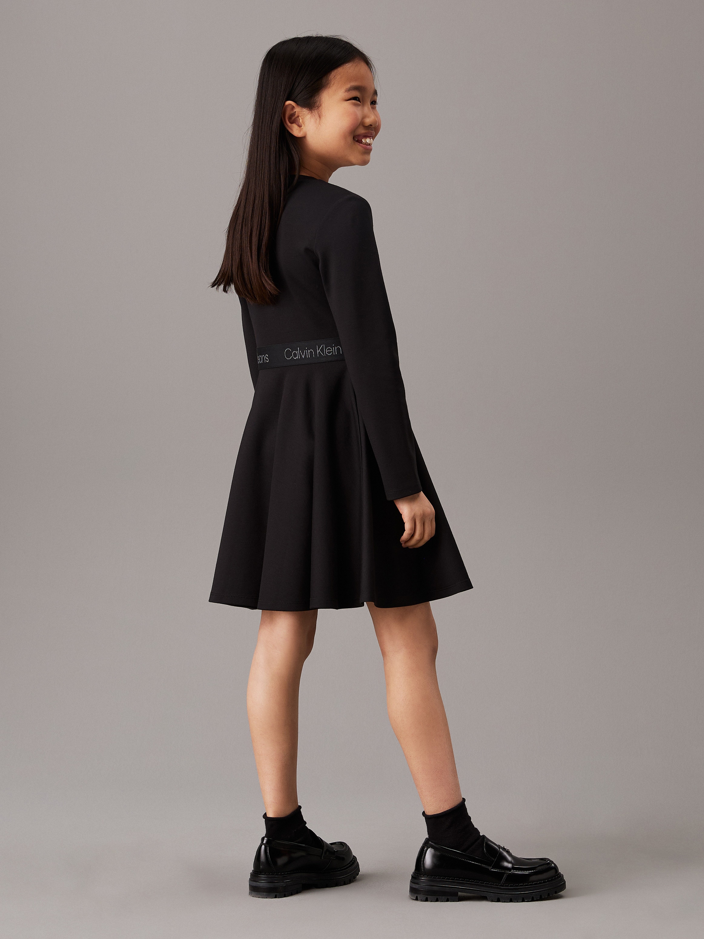 Calvin Klein Jeans Skaterkleid »Ls Logo Tape Punto Dress«, für Kinder bis 16 Jahre und mit Logoschriftzug