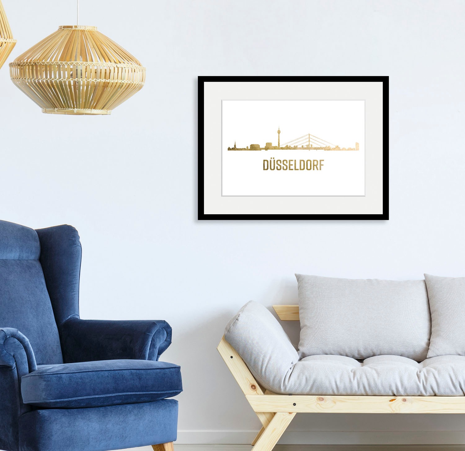 queence Bild »Düsseldorf Skyline GOLD«, Städte-Stadt-Deutschland-Kirche-Gebäude-Schriftzug-Düsseldorf, (1 St.), HD Premium Poster-Druck inkl. Holzrahmen