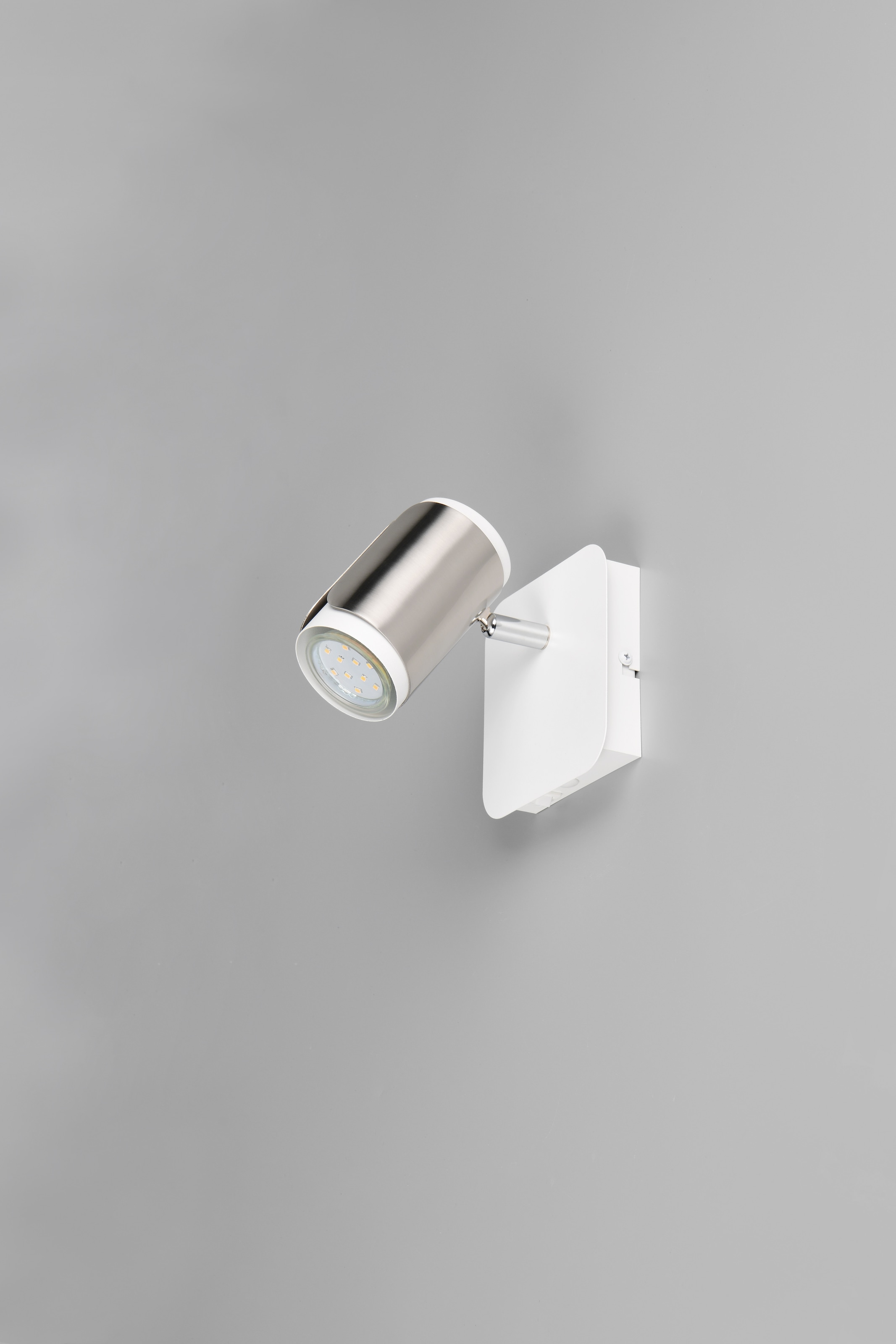 TRIO Leuchten Deckenstrahler »GILLAN, Spot 1-flammig, exkl 1x GU10 max 10W, 12x12x16,5 cm (B/H/T)«, 1 flammig, Leuchtmittel GU10 | Leuchtmittel wechselbar, als Wandstrahler oder Deckenstrahler montierbar, mit Kippschalter