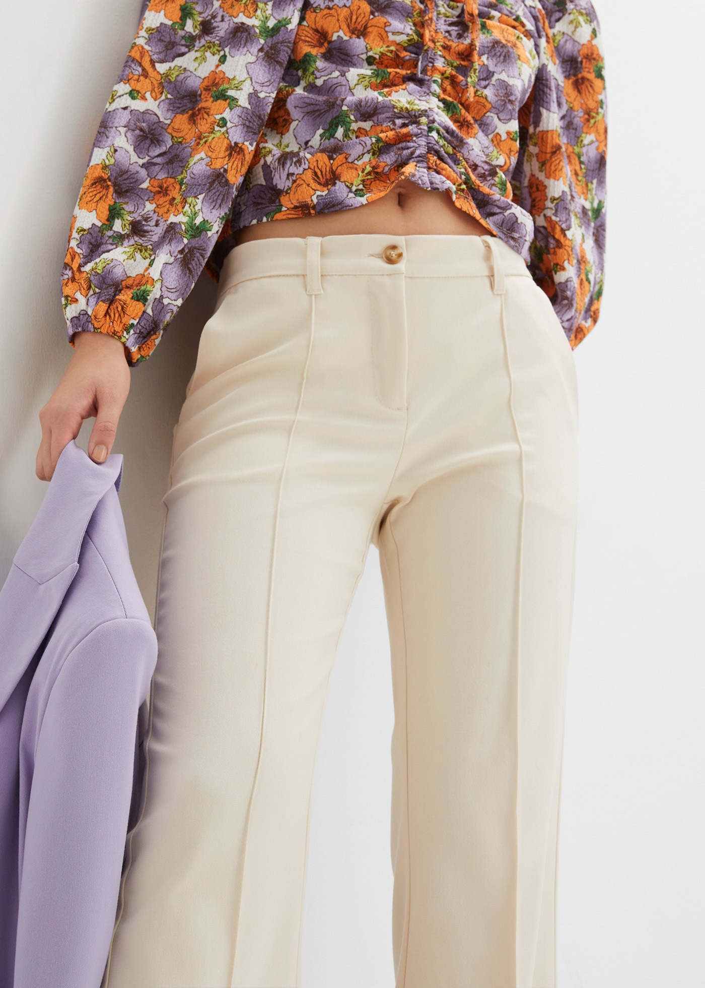 bonprix Anzughose  mit Elasthan-Anteil, Regular Fit, Flared Schnitt, eleganter Stil