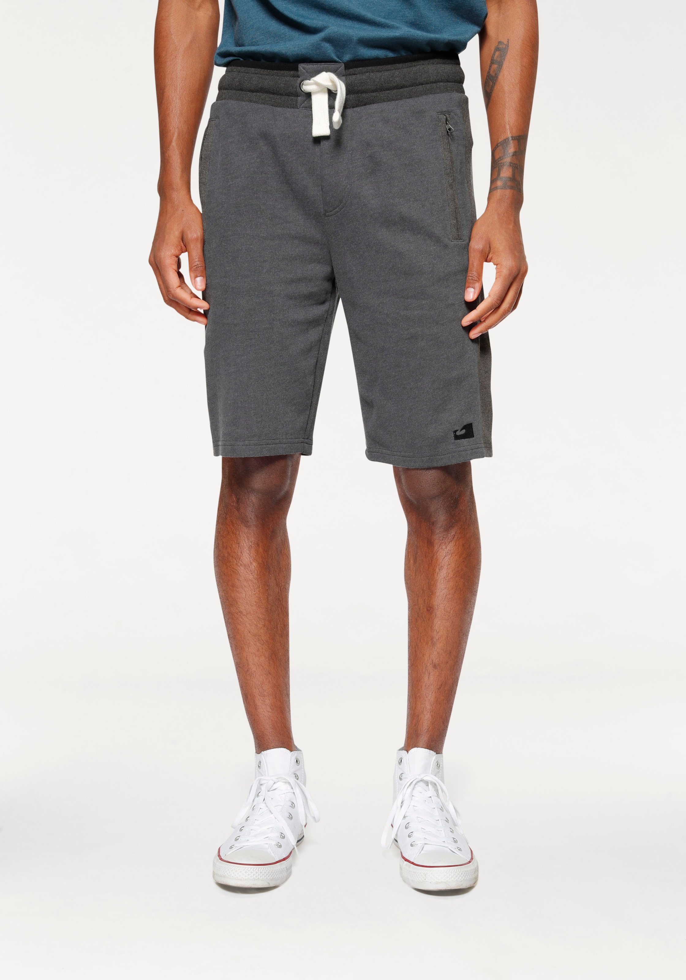 4. Bild von Ocean Sportswear Sweatshorts »Relax Fit«, mit Reißverschlusstaschen