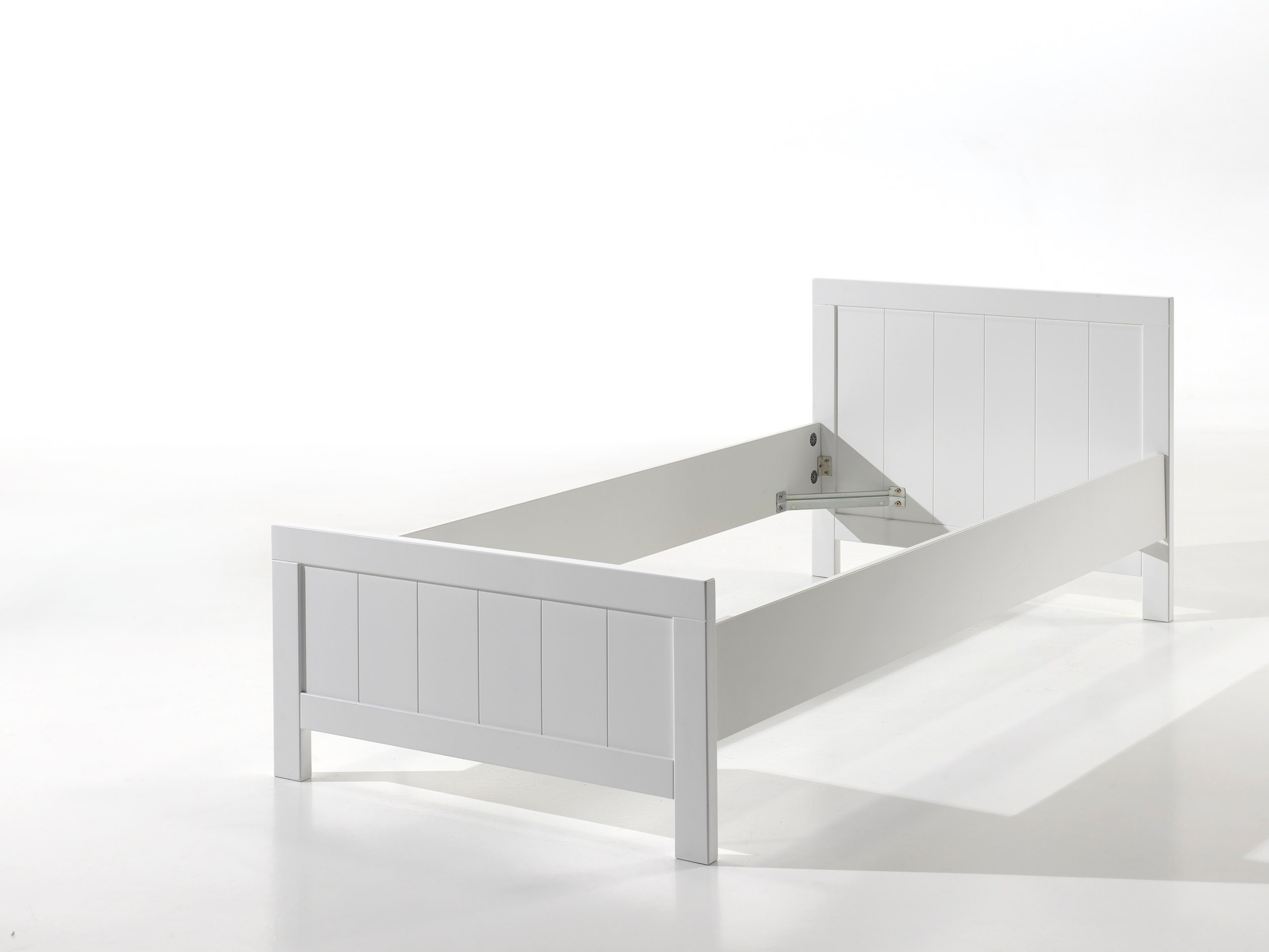 Vipack Einzelbett, (Made in Europe), Einzelbett in Landaus Optik mit Liegefläche 90 x 200 cm, Weiß lackiert