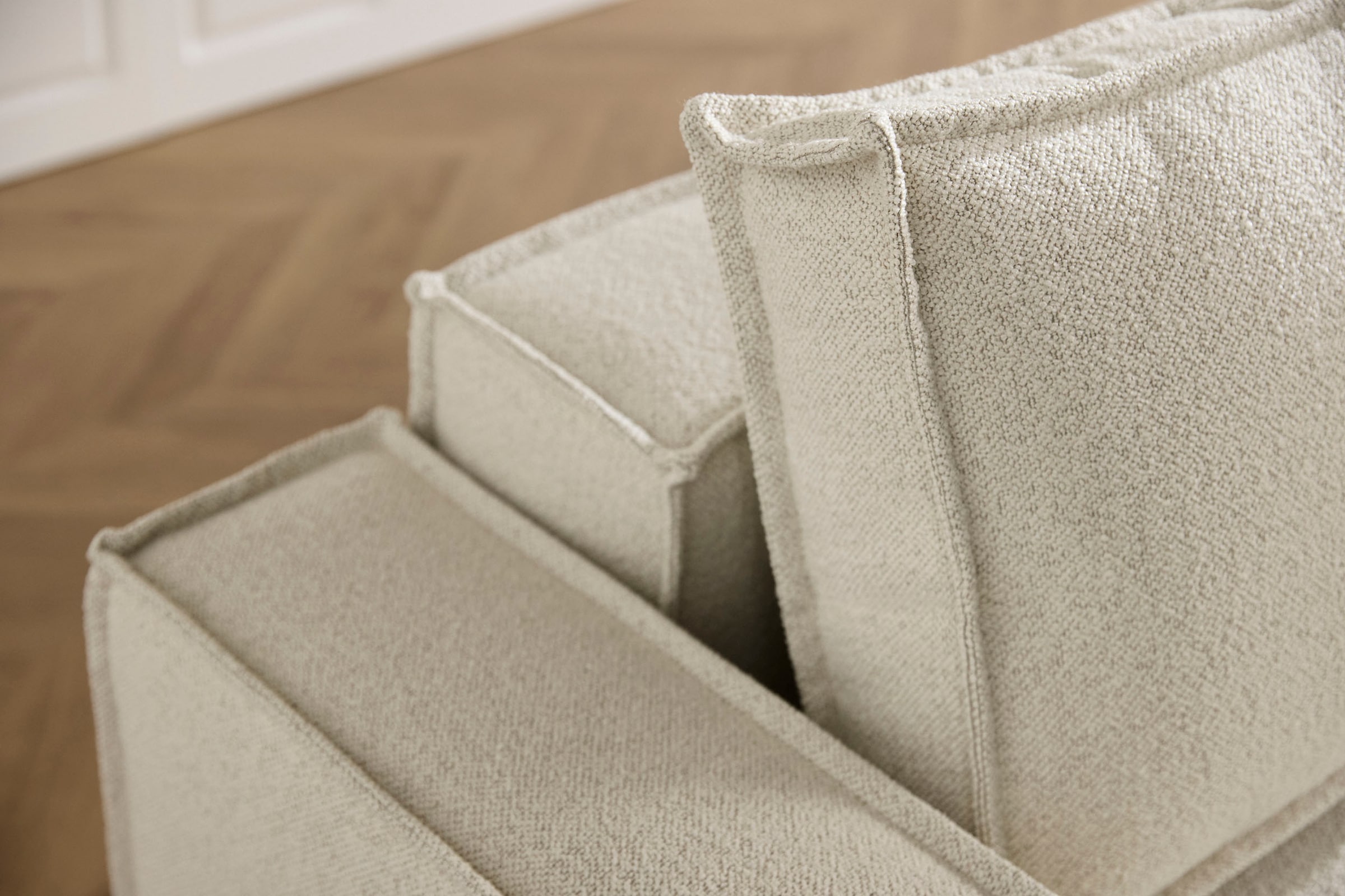 INNOVATION LIVING ™ 3-Sitzer »Newilla Schlafsofa«, 10cm Pocket Spring Komfort, großer Stauraum, stabile Stahlkonstruktion