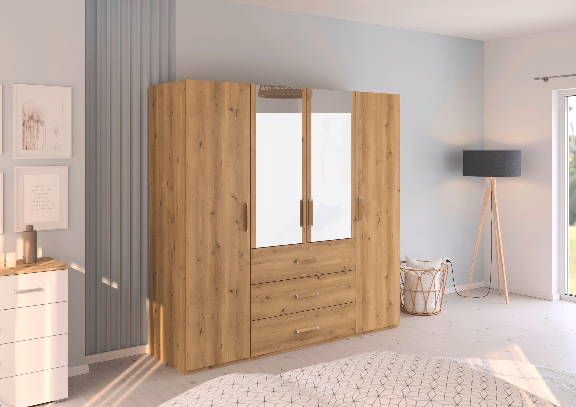 rauch Drehtürenschrank »Kleiderschrank Schrank Garderobe Schlafzimmerschrank EVELYN«, (in 2 Höhen 197 oder 210 cm erhältlich), in elegantem Stil mit Schubladen 3 Breiten und 2 Höhen MADE IN GERMANY