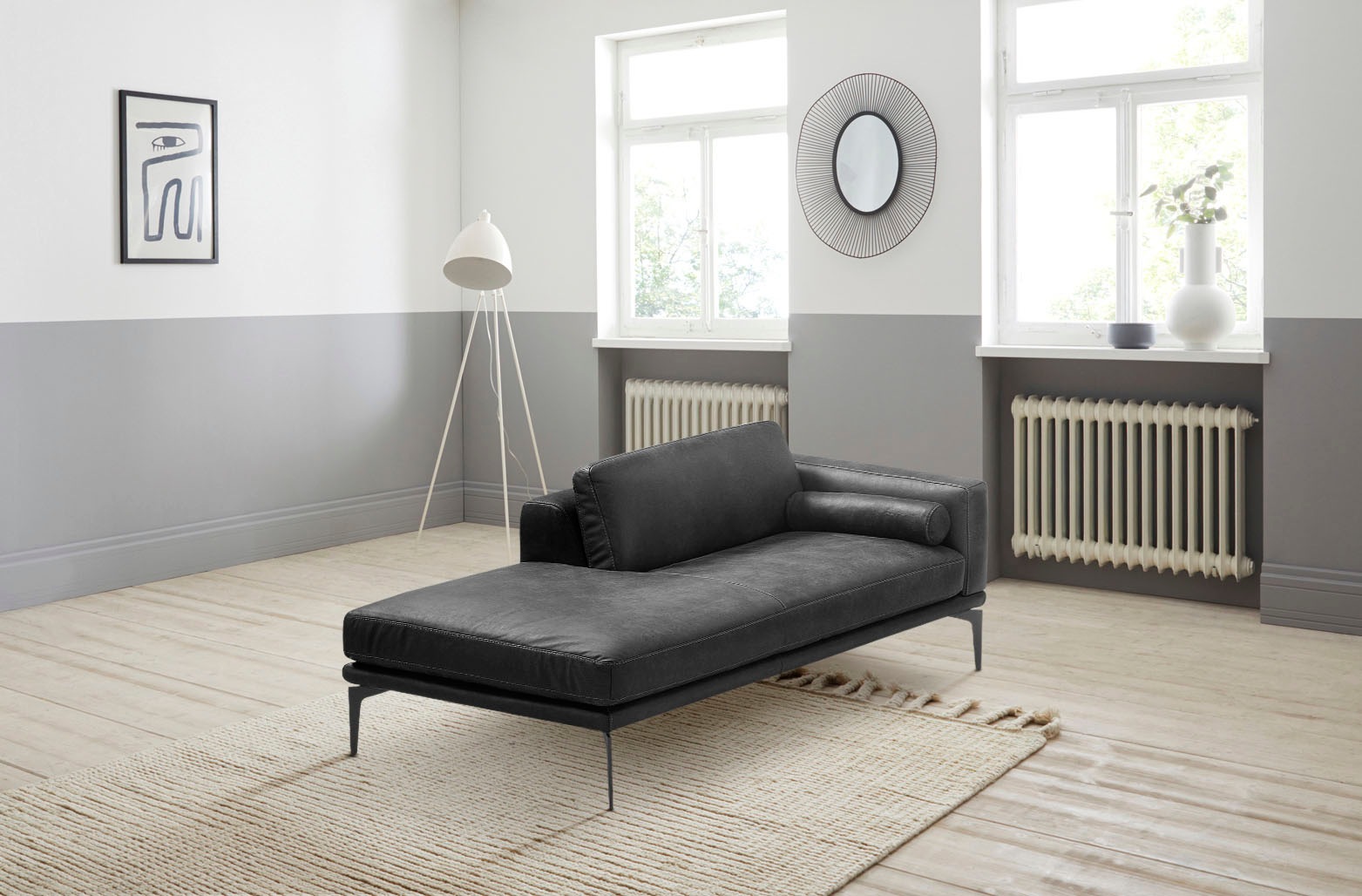 Egoitaliano Ottomane »Masu, Design trifft super Sitzkomfort, mit toller Detailverarbeitung«, Rückenkissen und Armteilrolle für mehr Komfort, mit Metallfüßen