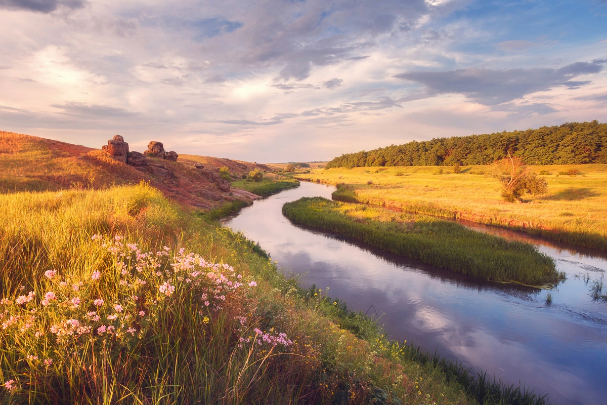 Papermoon Fototapete »Fluss durch Landschaft« günstig online kaufen