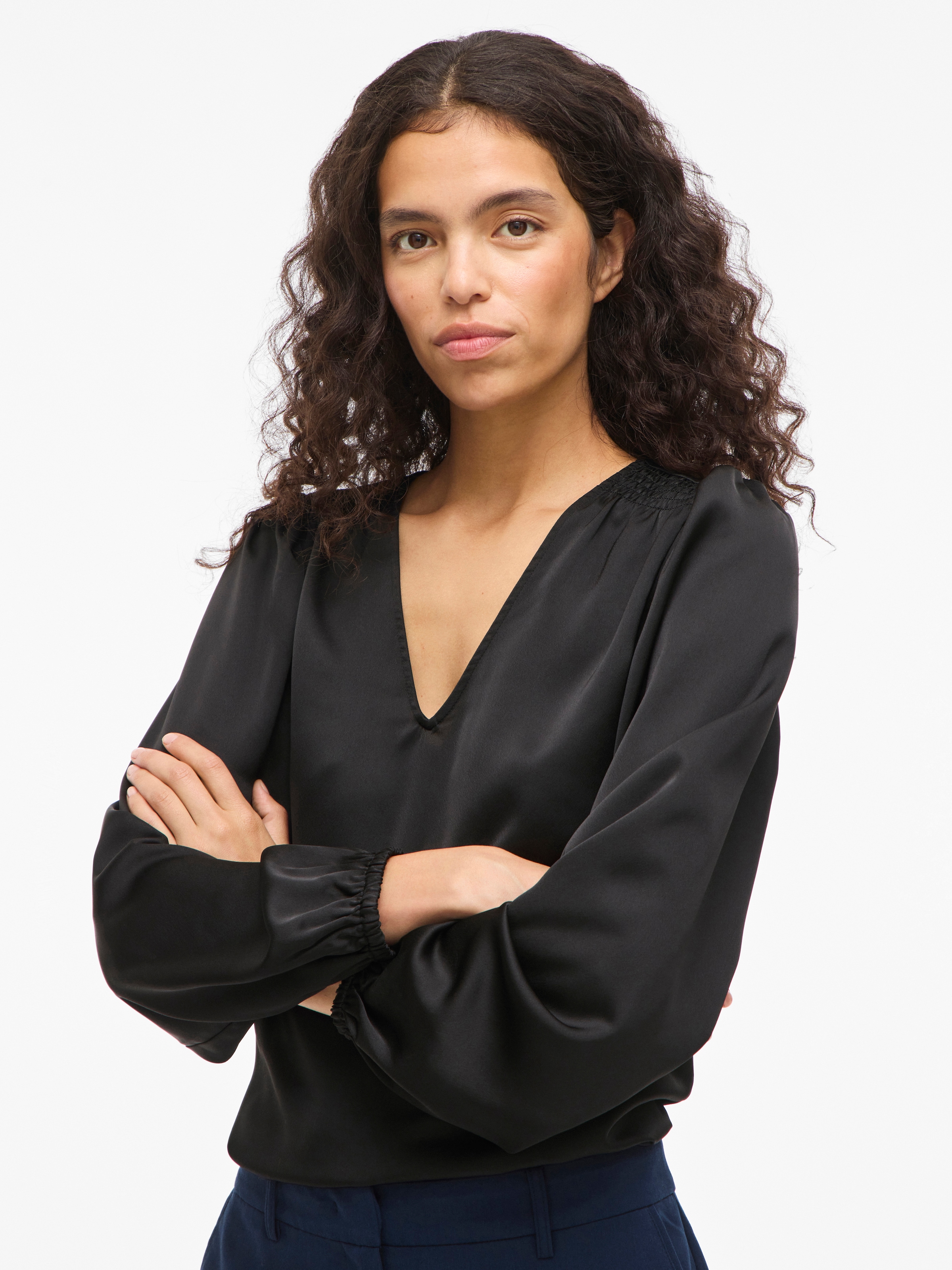 Vila Langarmshirt »VIELLETTE L/S SMOCK SATIN TOP - NOOS« Kunstfaser, regular fit