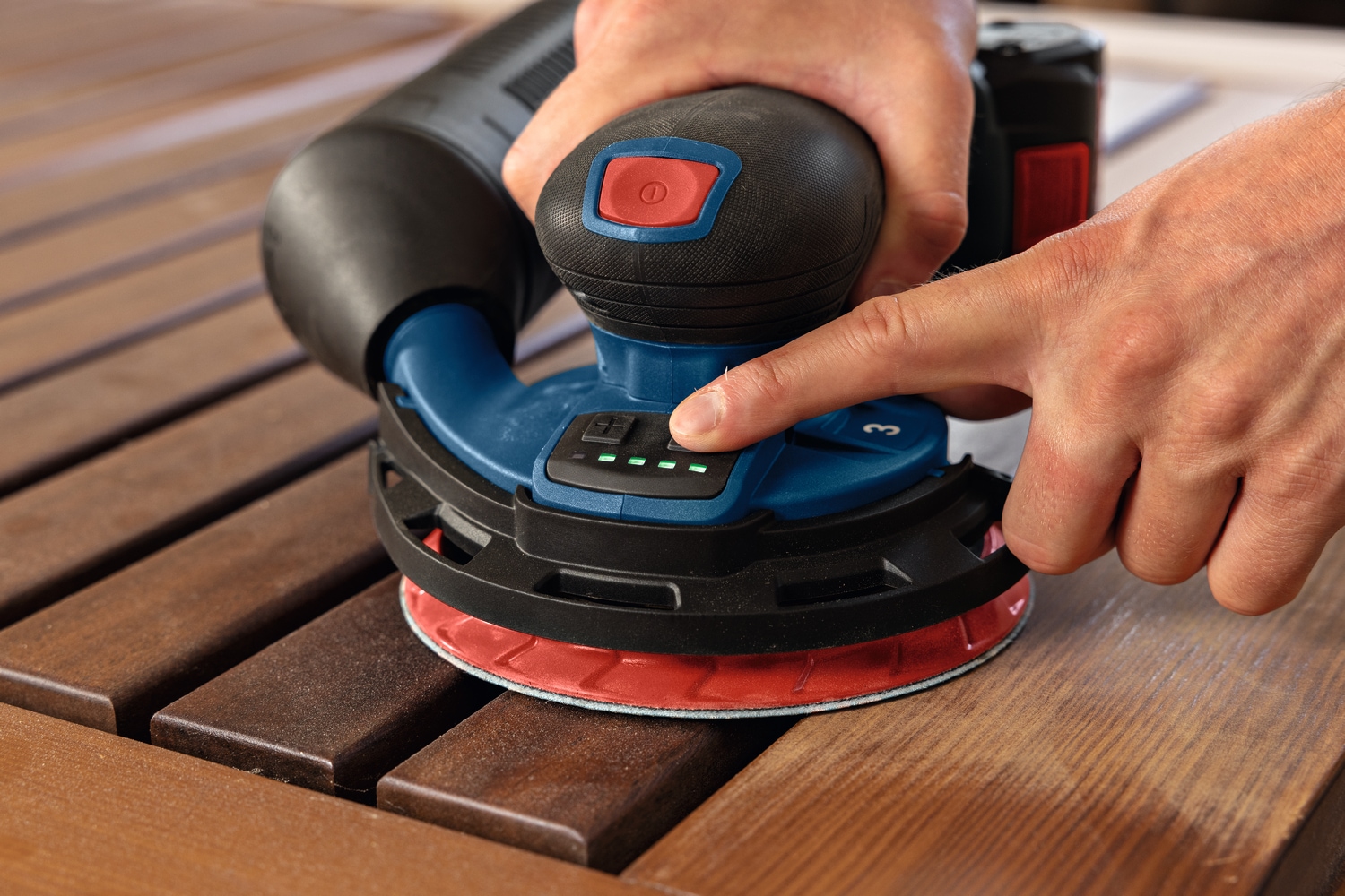 Bosch Professional Akku-Exzenterschleifer »»GEX 18V-150-3 solo««, in L-BOXX 162, ohne Akku, ohne Ladegerät
